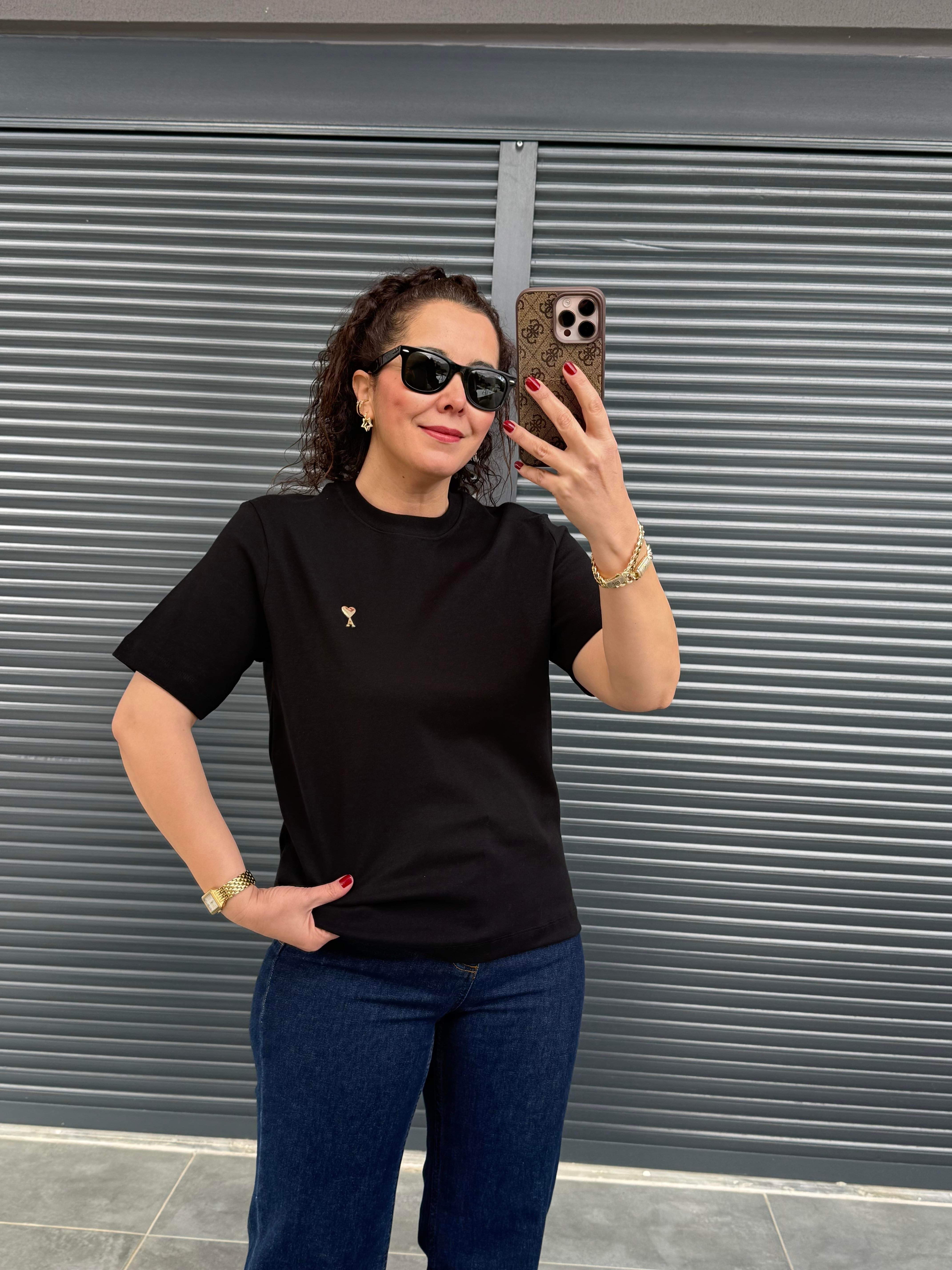Gold Kalp Armalı Basıc T-shirt  Siyah