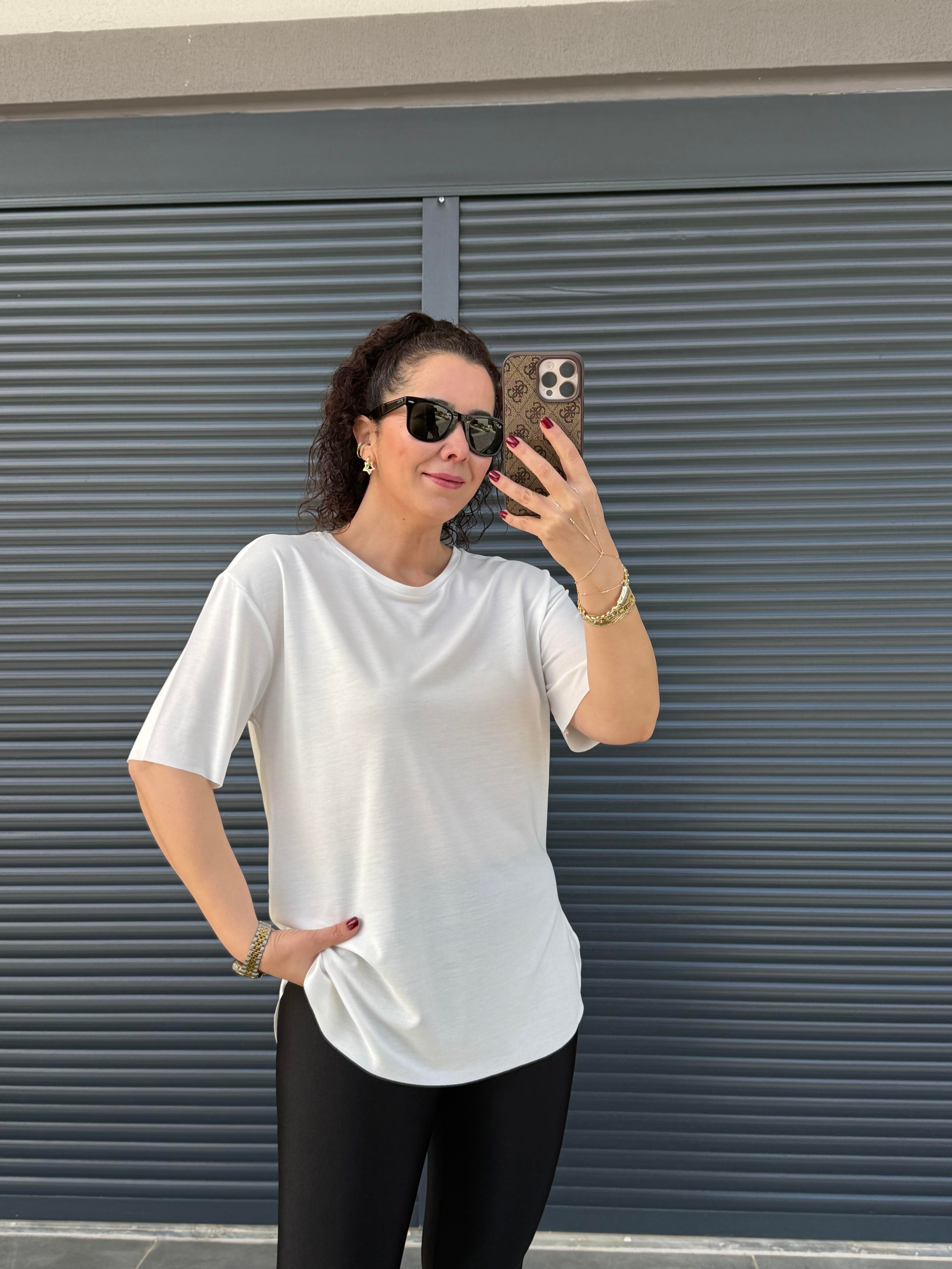 İthal Modal Bisiklet Yaka T-Shirt Ekru