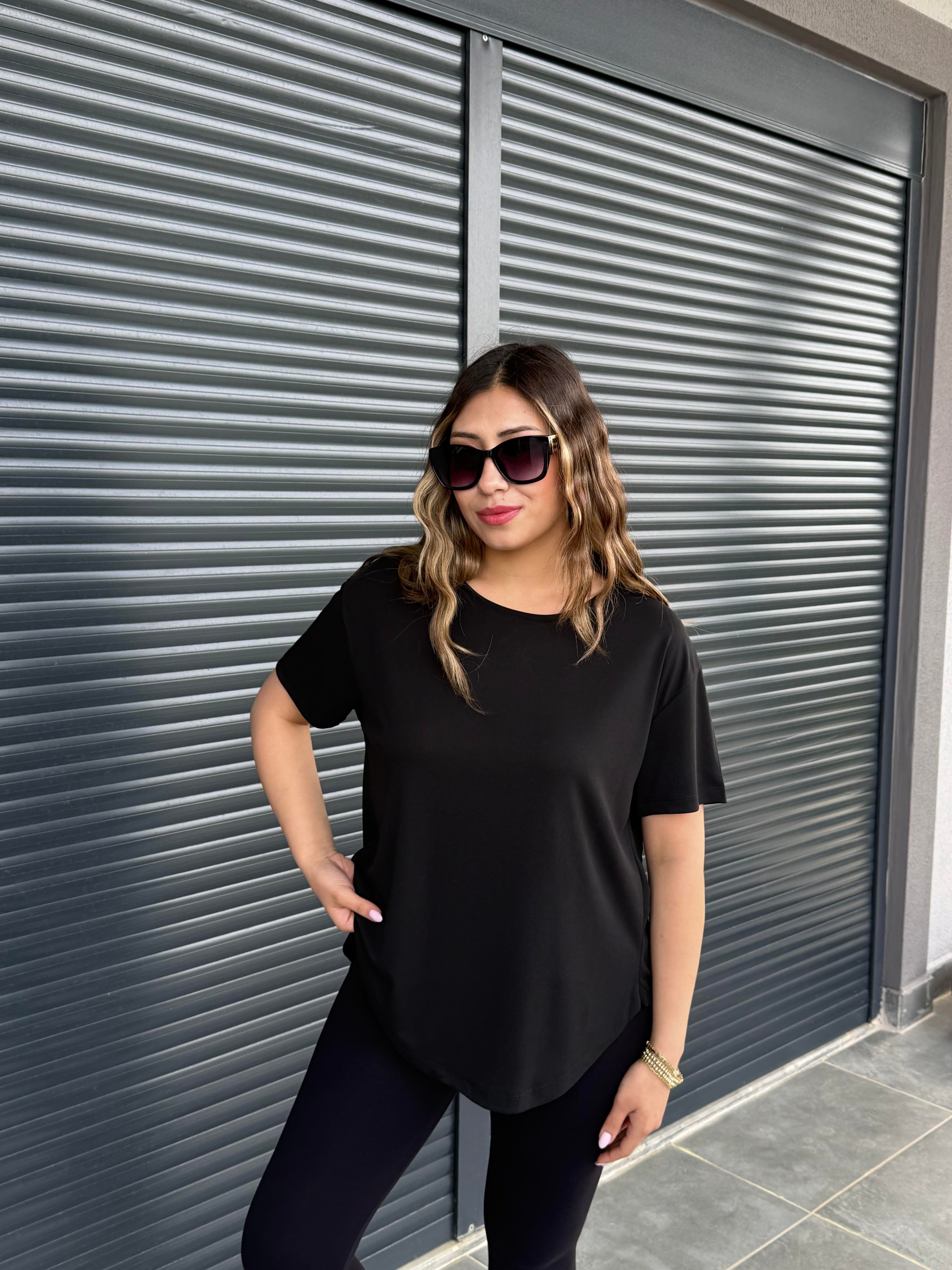 İthal Modal Sırt Pile Detaylı Basic  T-Shirt Siyah