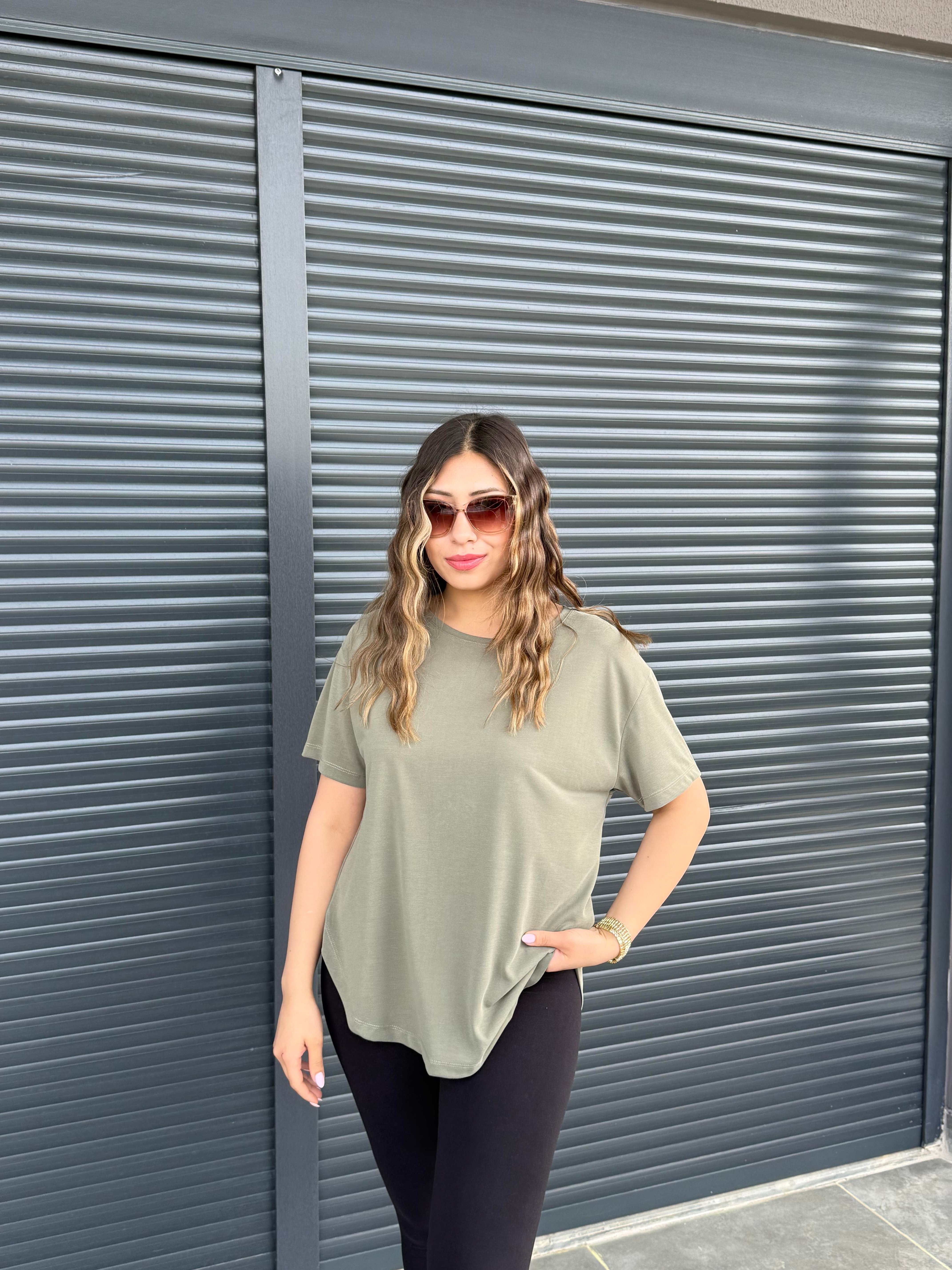 İthal Modal Sırt Pile Detaylı Basic  T-Shirt Haki