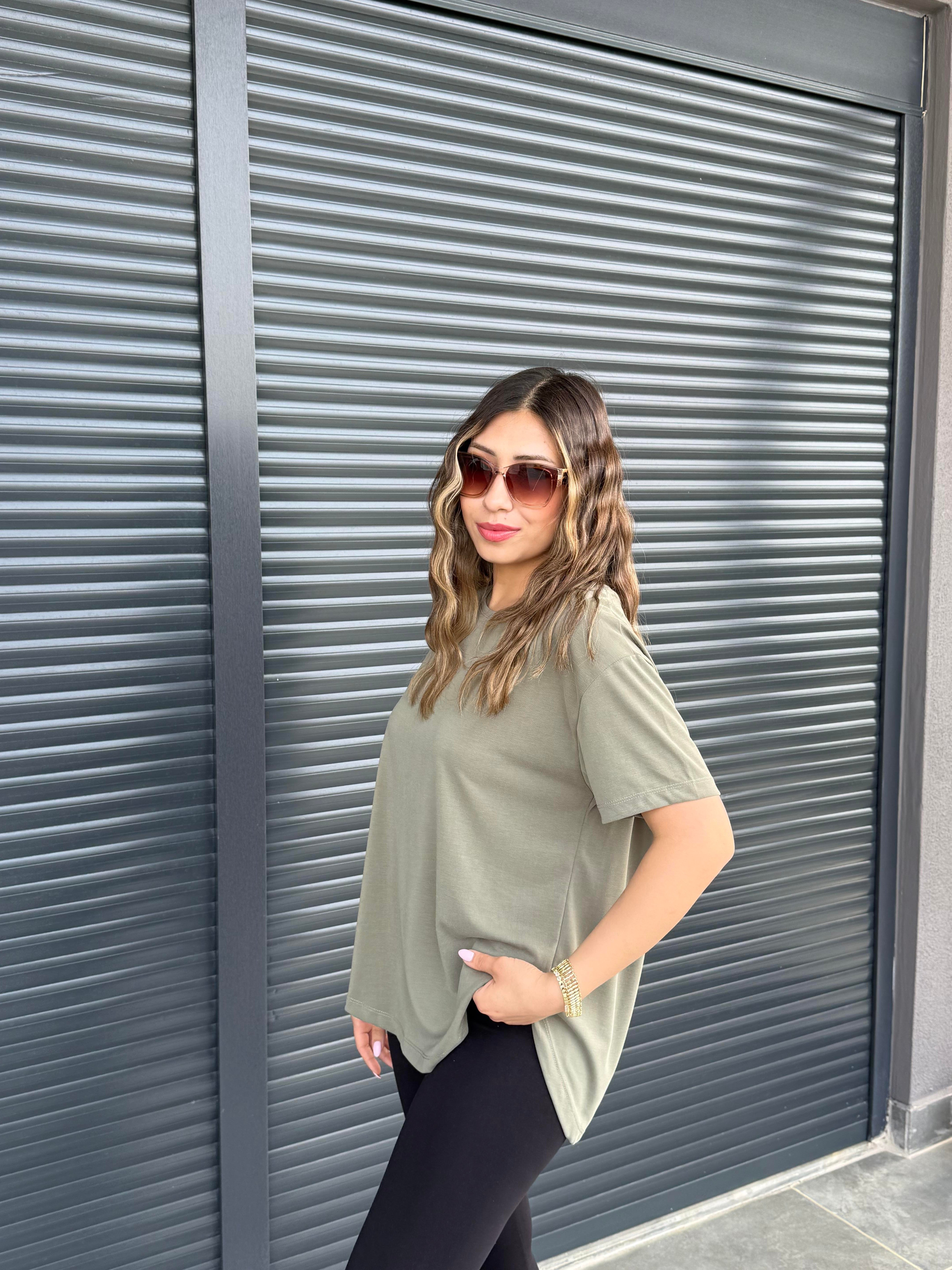 İthal Modal Sırt Pile Detaylı Basic  T-Shirt Haki