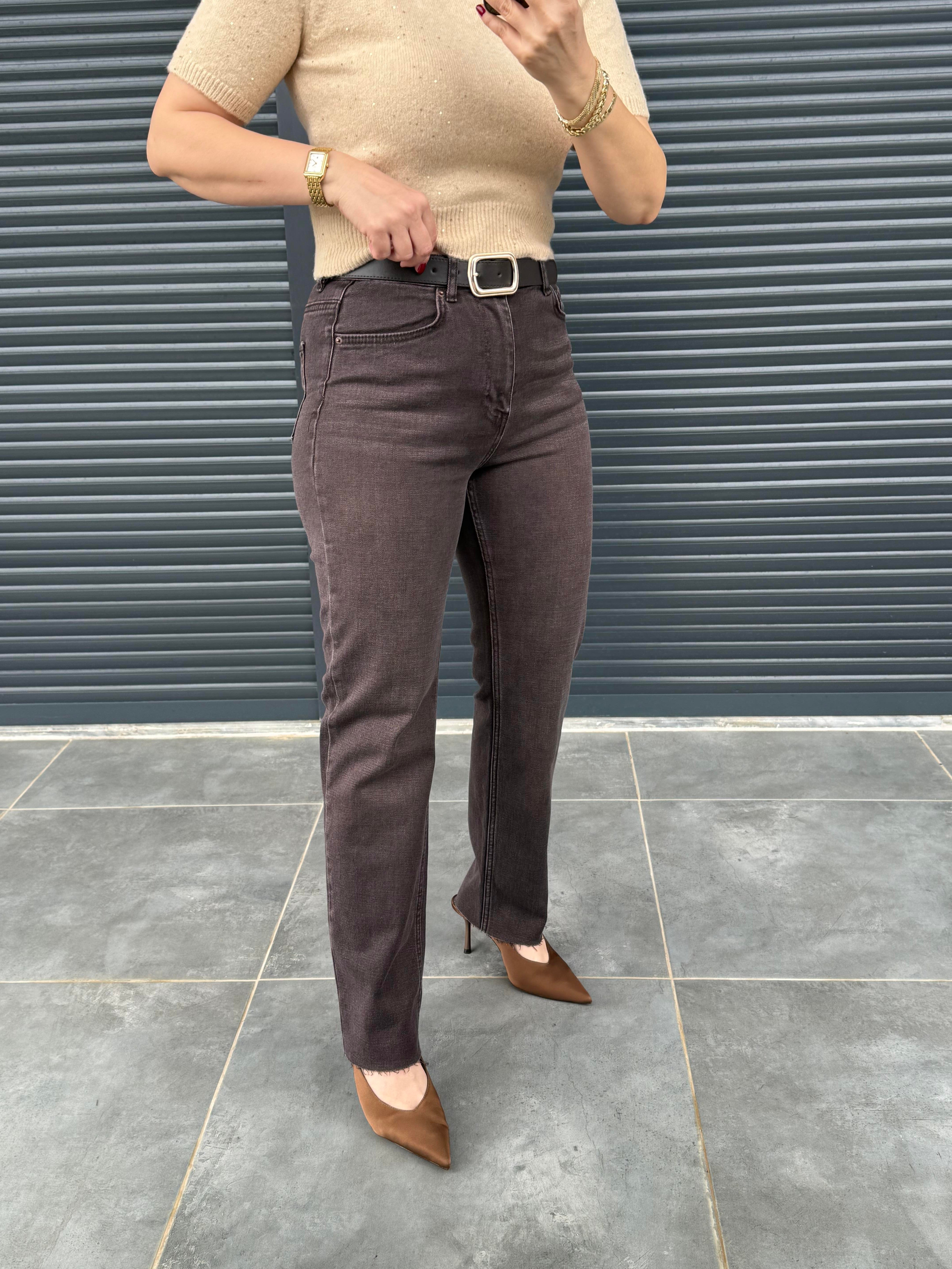 Karol Kemerli Brown Mom Jean 