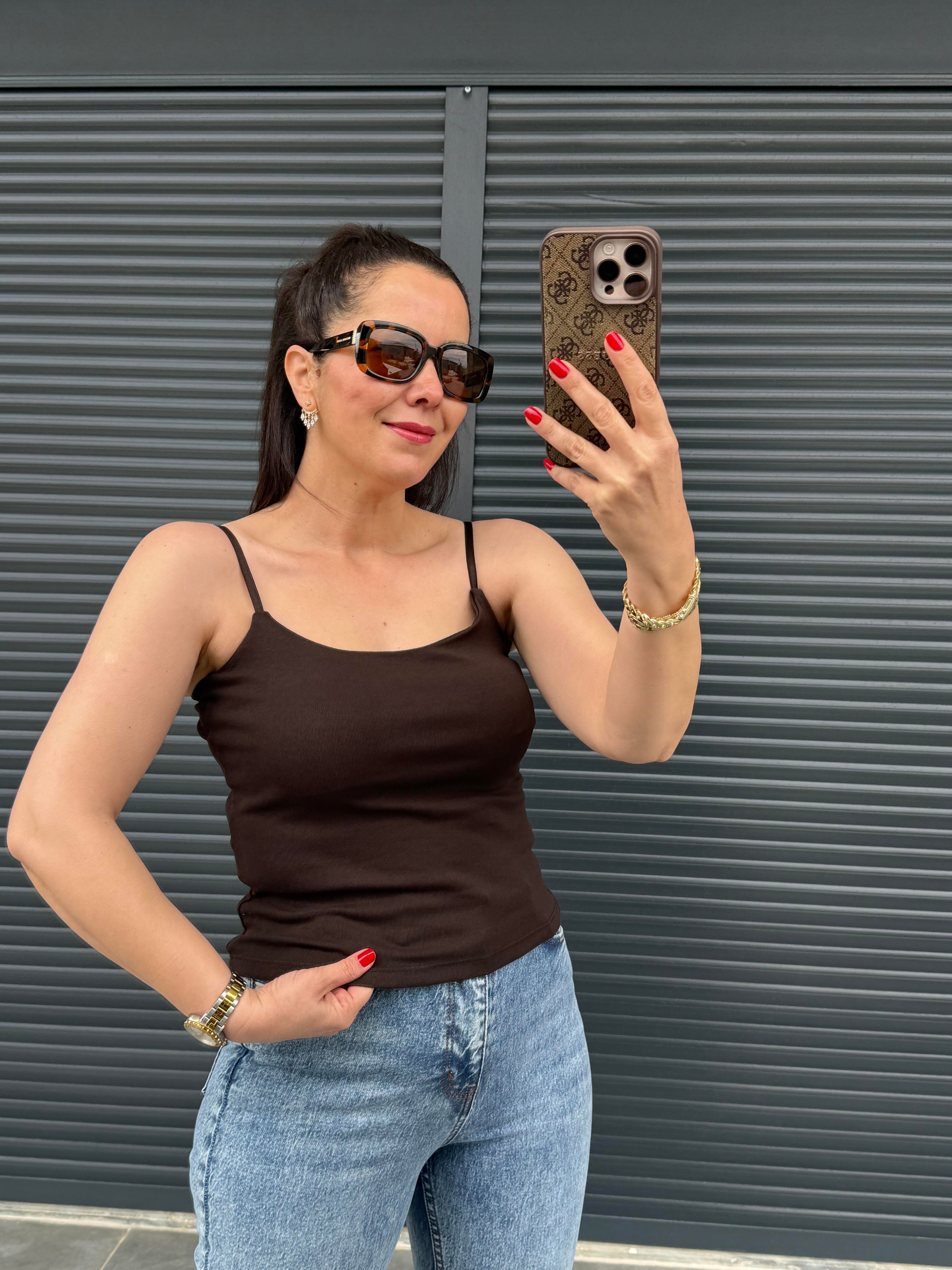 Karol Kopçeli Atlet Acı Kahve