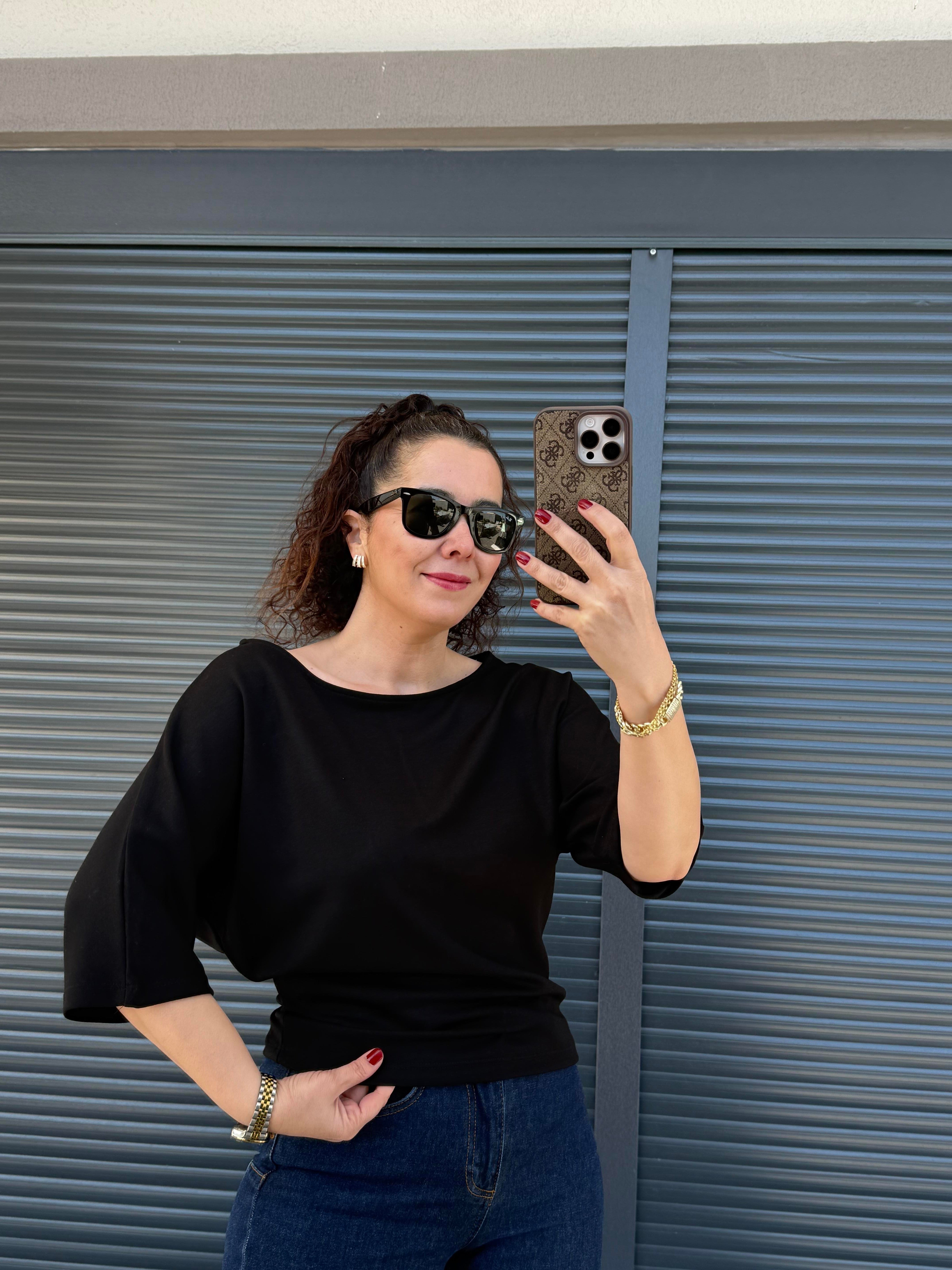 Kayık Yaka Modal Kumaş Yarasa Kol T-shirt Siyah 