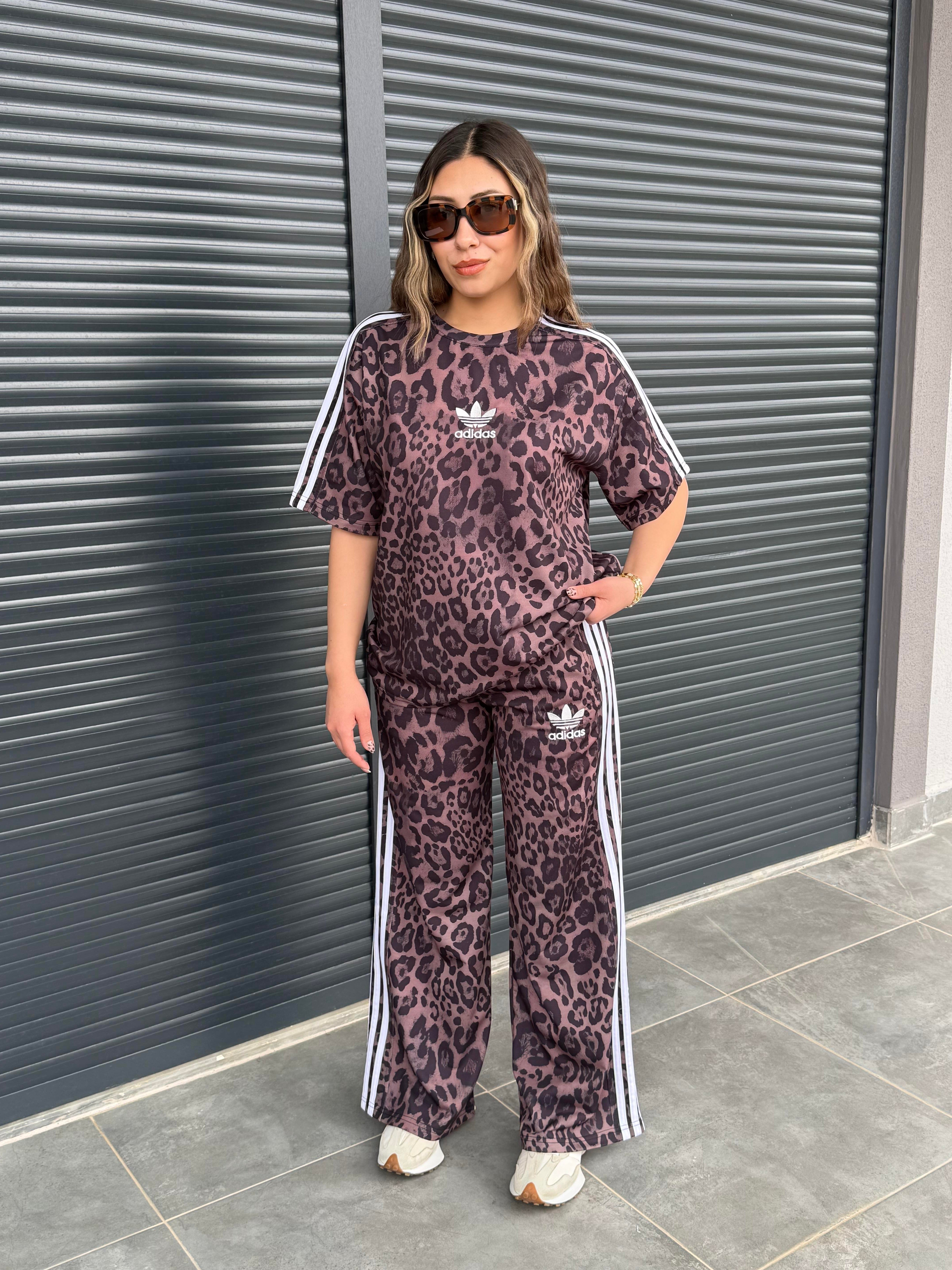 Komple Leopar Desenli Takım