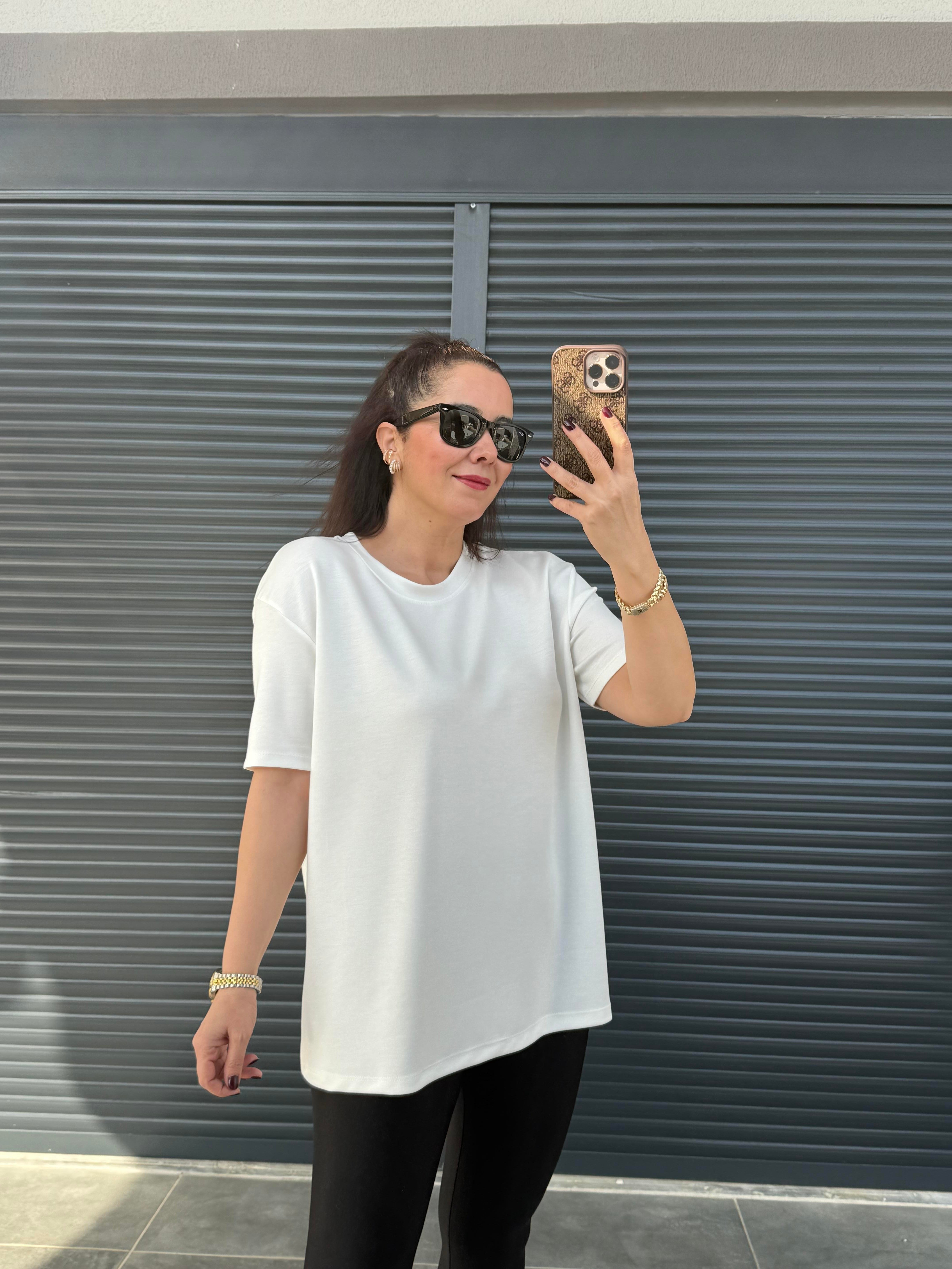 Modal Kumaş Bisiklet Yaka Basic T-Shirt Beyaz