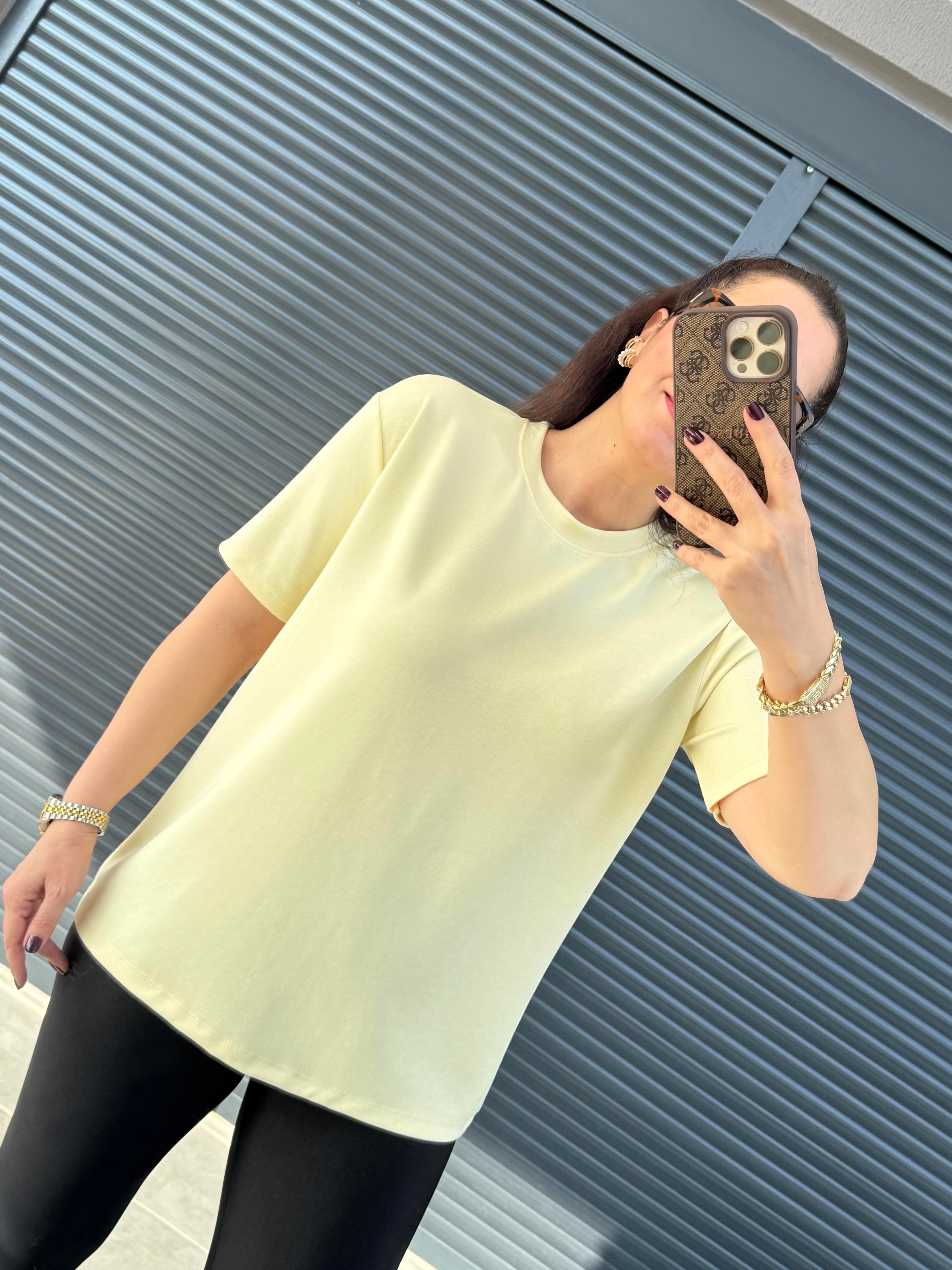 Modal Kumaş Bisiklet Yaka Basic T-Shirt Sarı