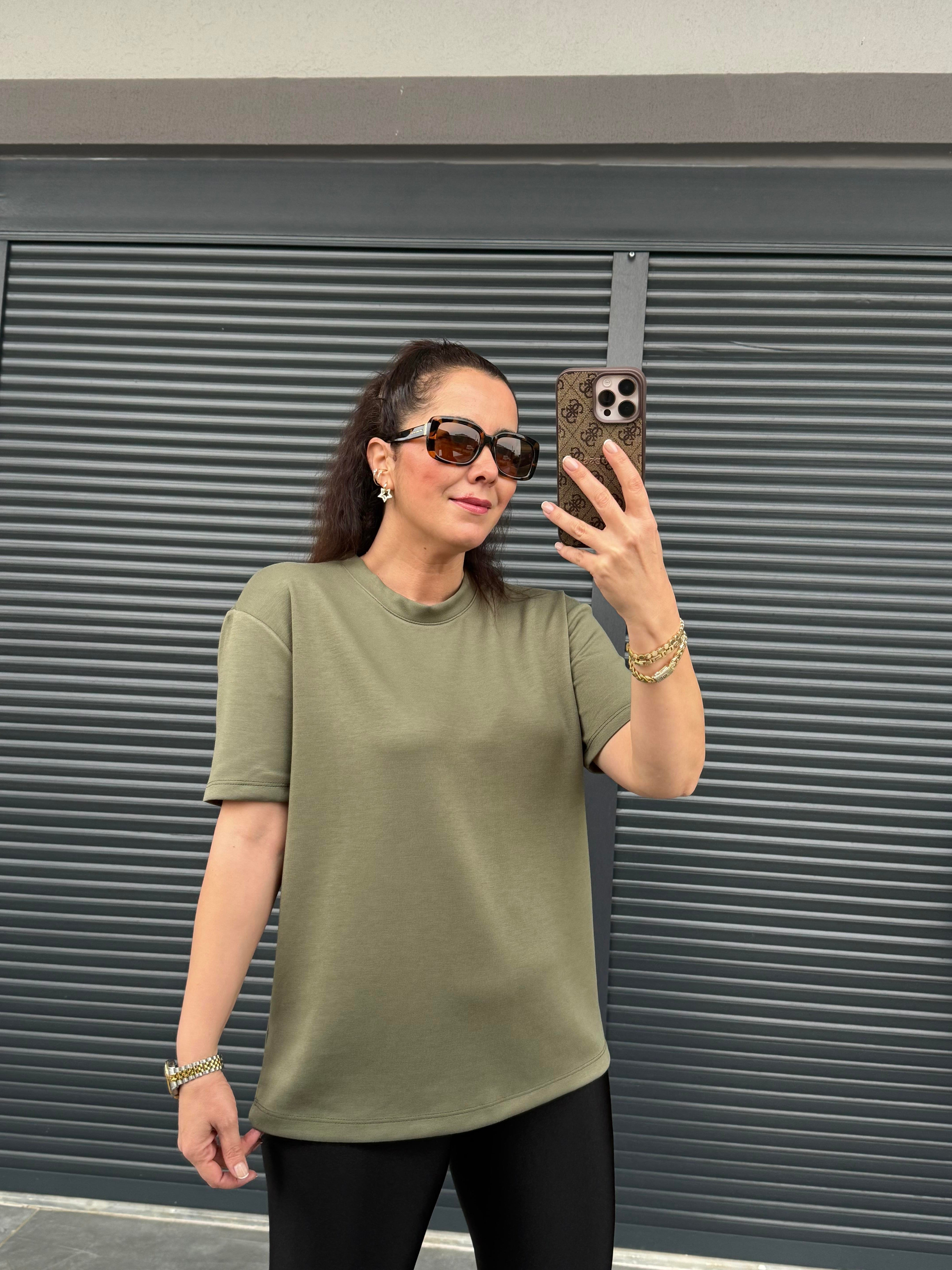 Modal Kumaş Bisiklet Yaka Basic T-Shirt Haki