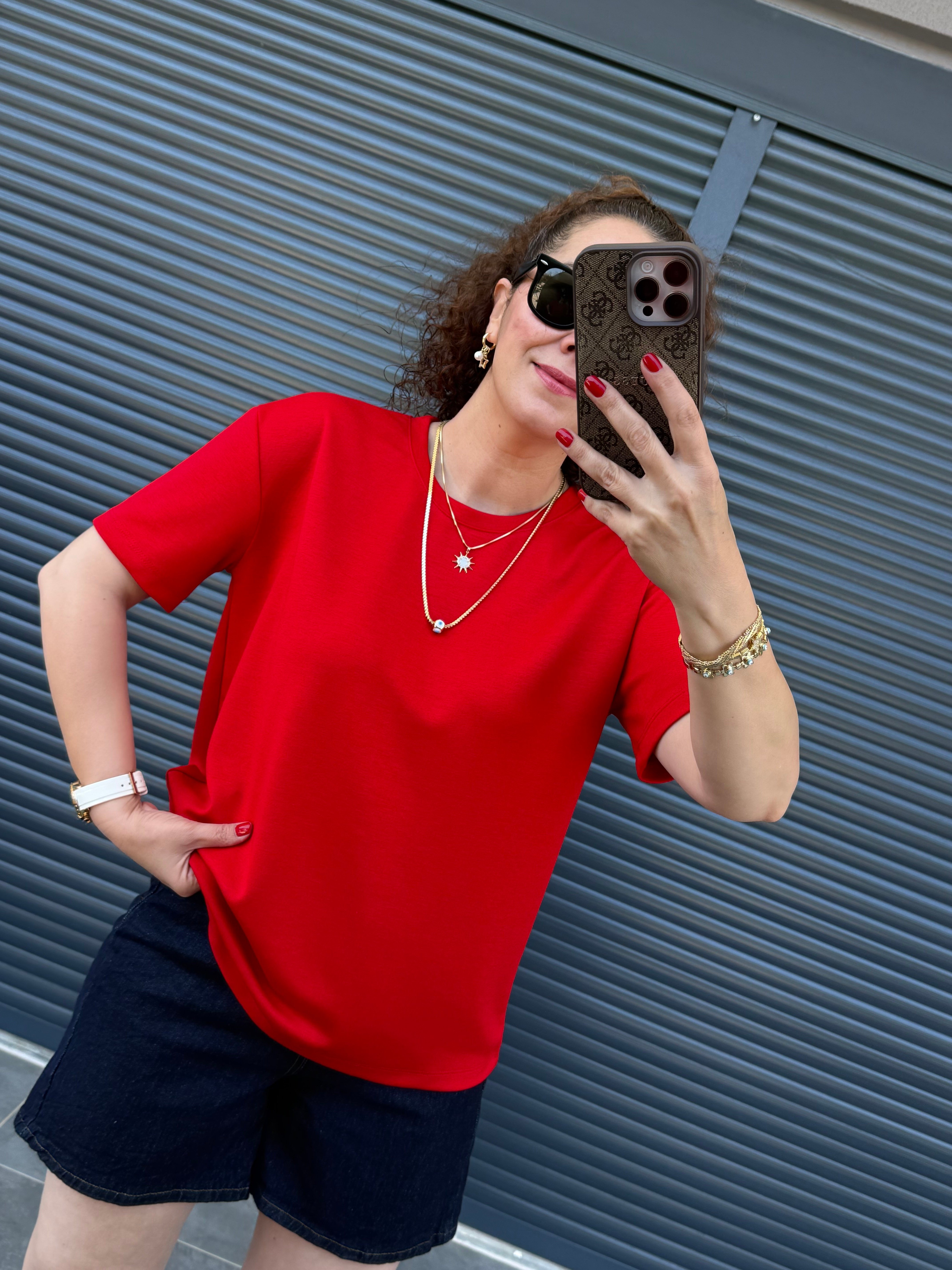 Modal Kumaş Bisiklet Yaka Basic T-Shirt Kırmızı