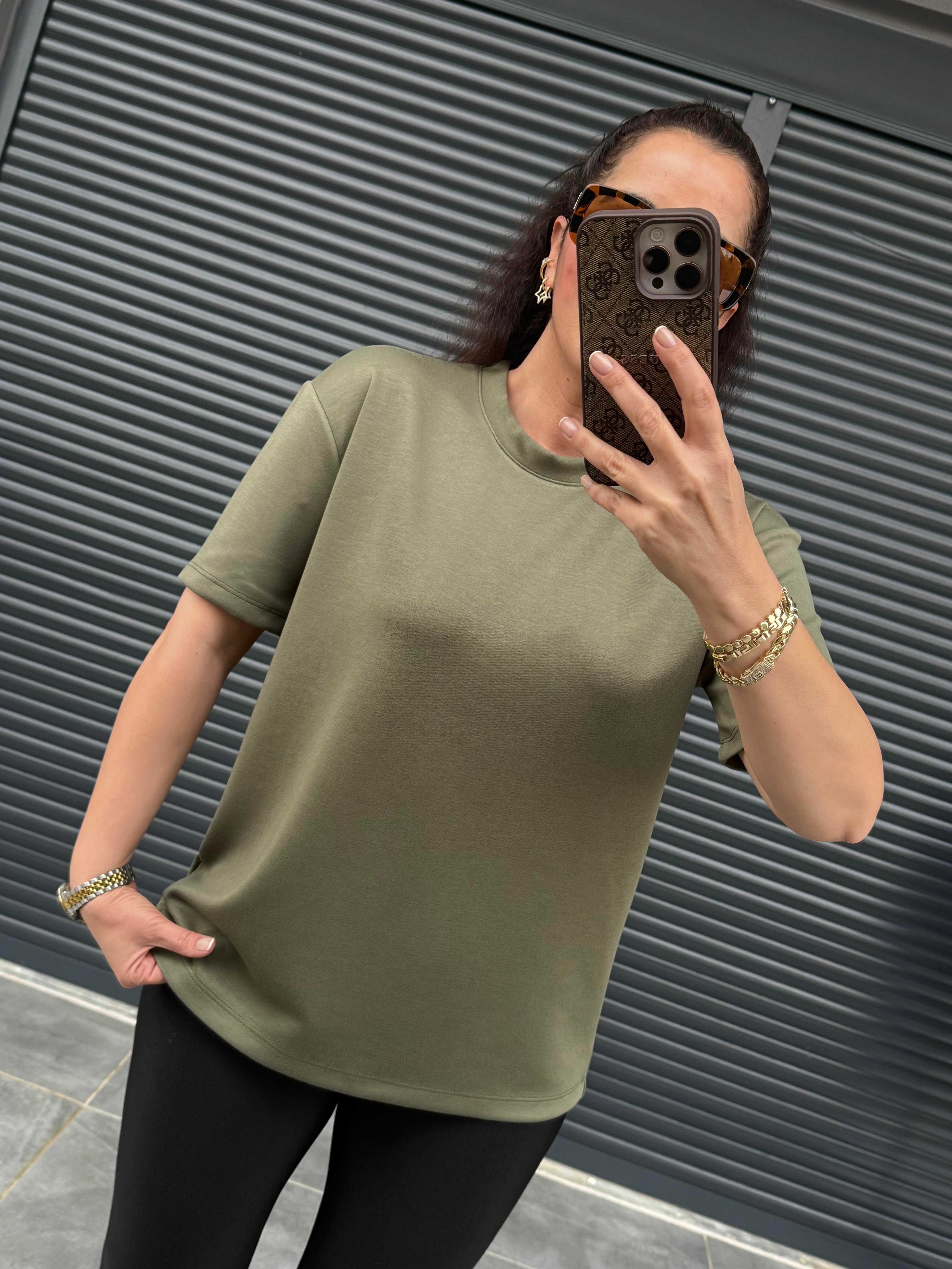 Modal Kumaş Bisiklet Yaka Basic T-Shirt Haki