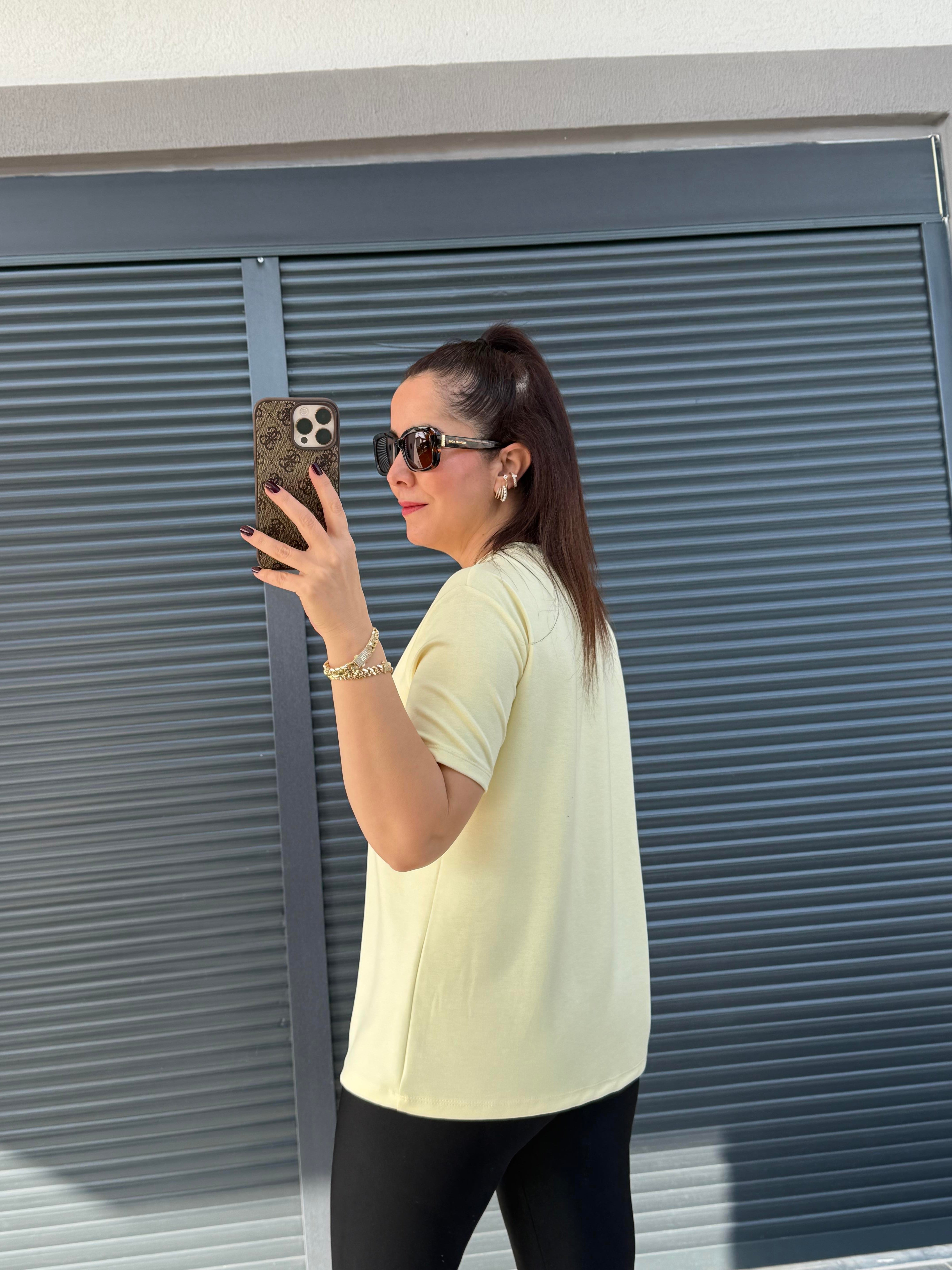 Modal Kumaş Bisiklet Yaka Basic T-Shirt Sarı