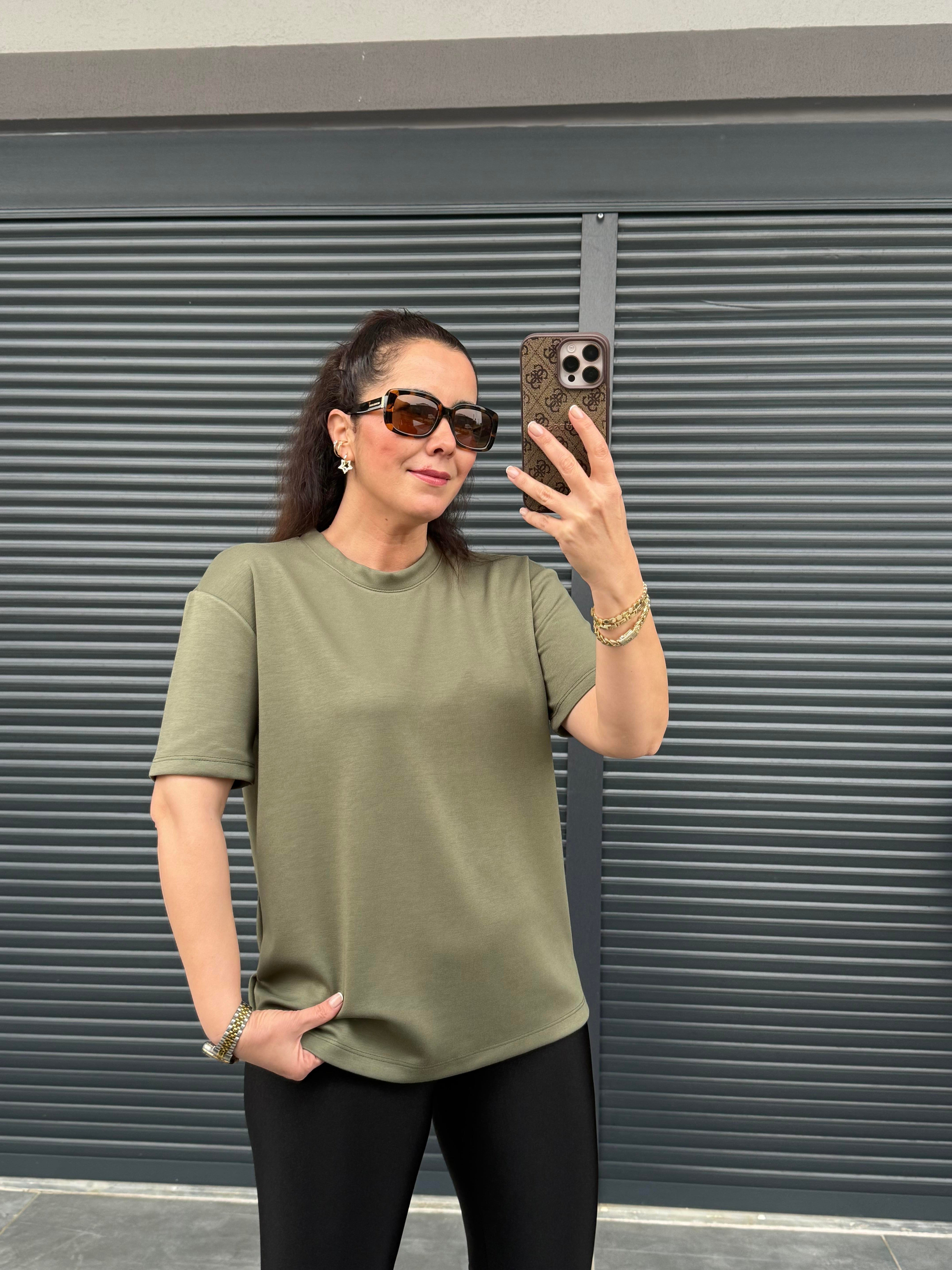 Modal Kumaş Bisiklet Yaka Basic T-Shirt Haki