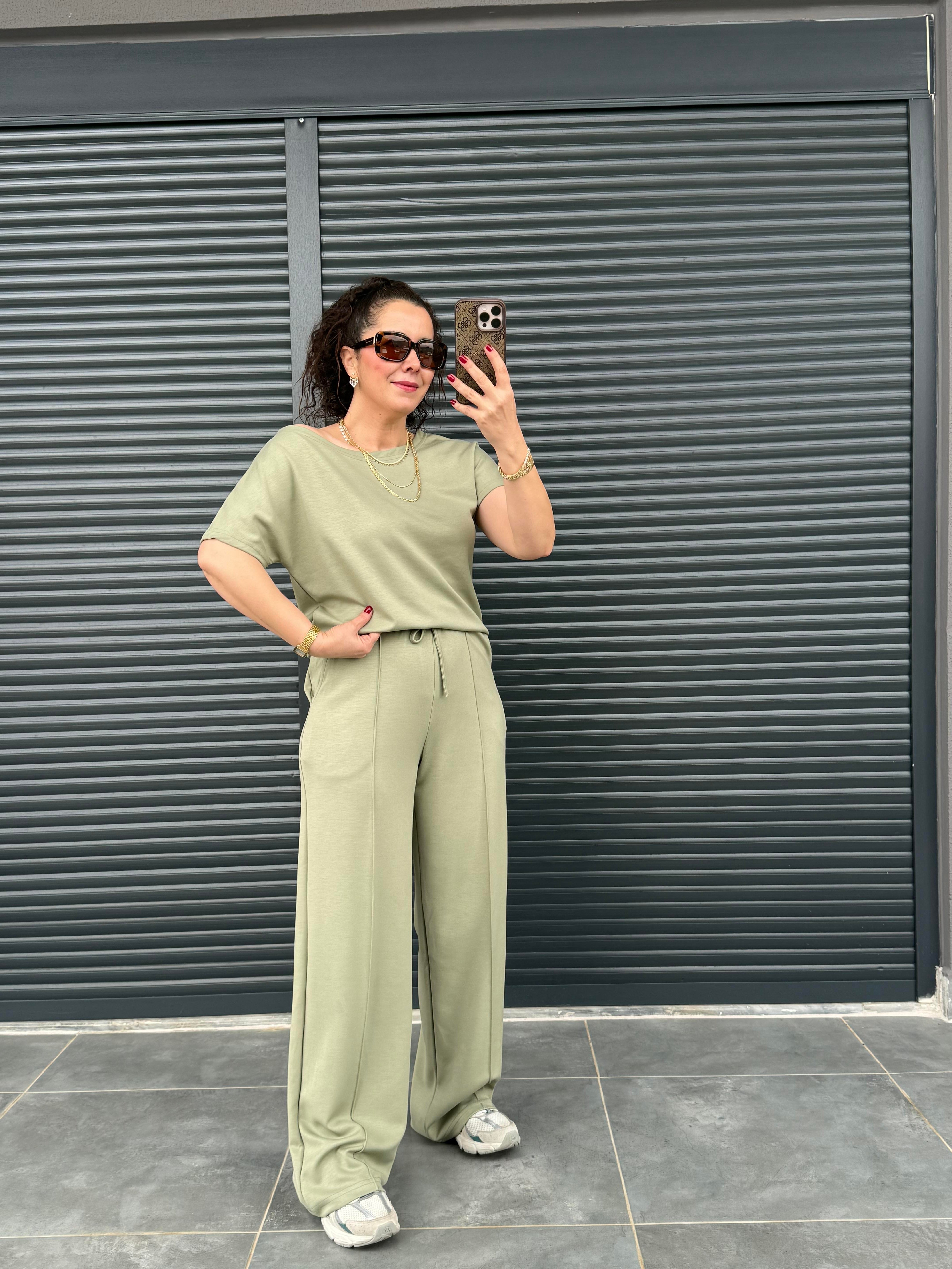 Modal Kumaş Kayık Yaka T-Shirt Pantolon Takım Haki