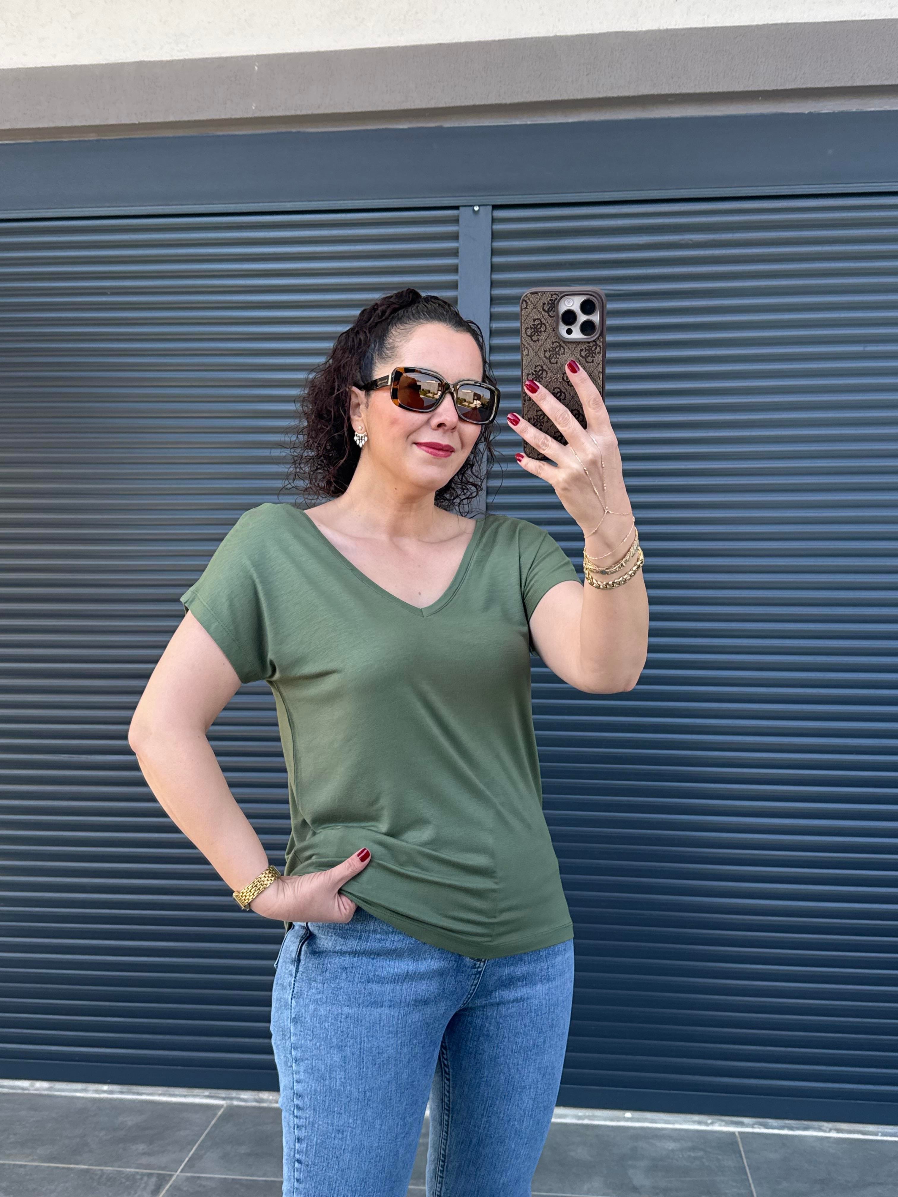 Modal Kumaş Ön Arka V Yaka T-Shirt Haki