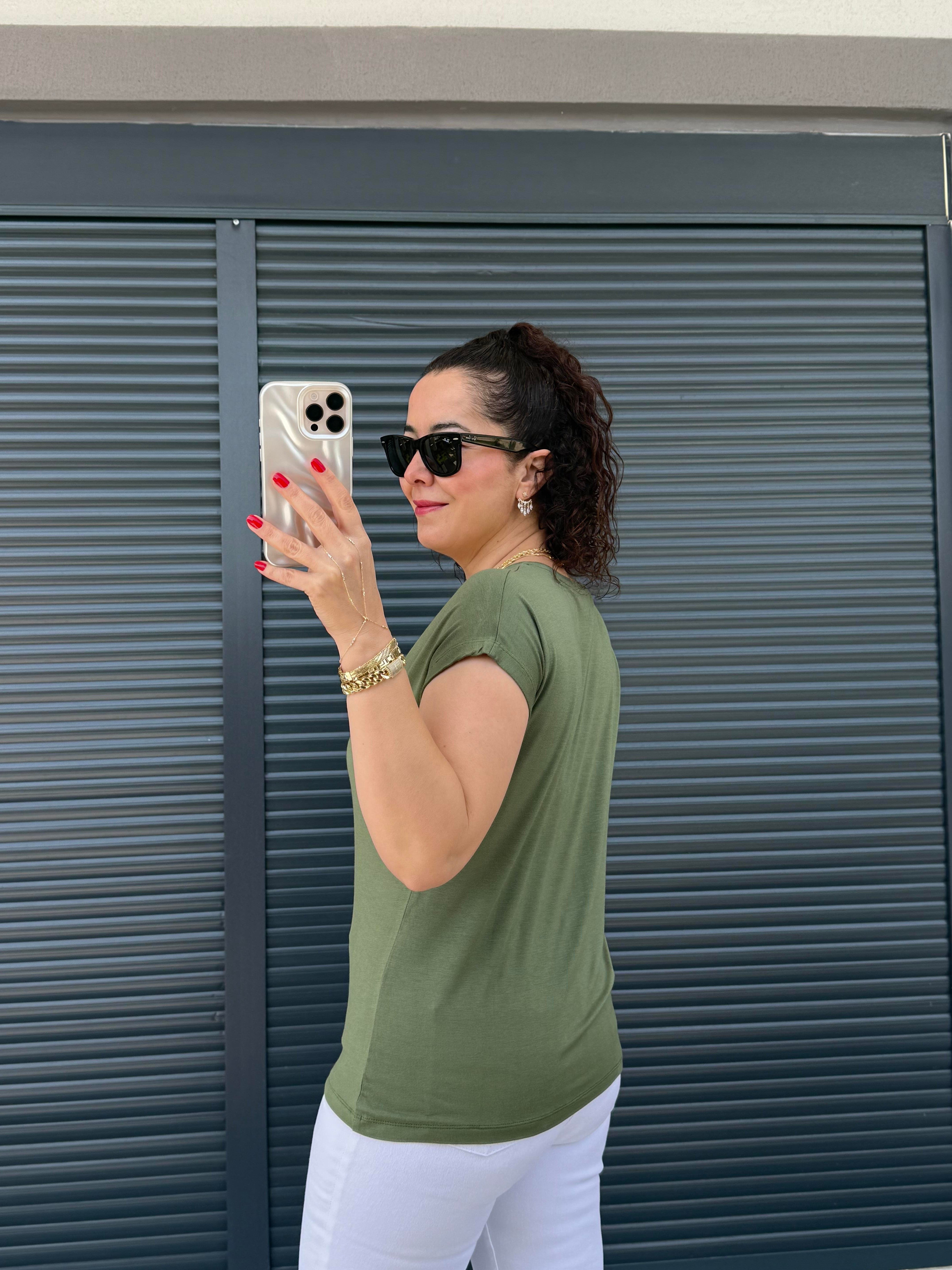 Modal Kumaş  V Yaka T-Shirt Haki