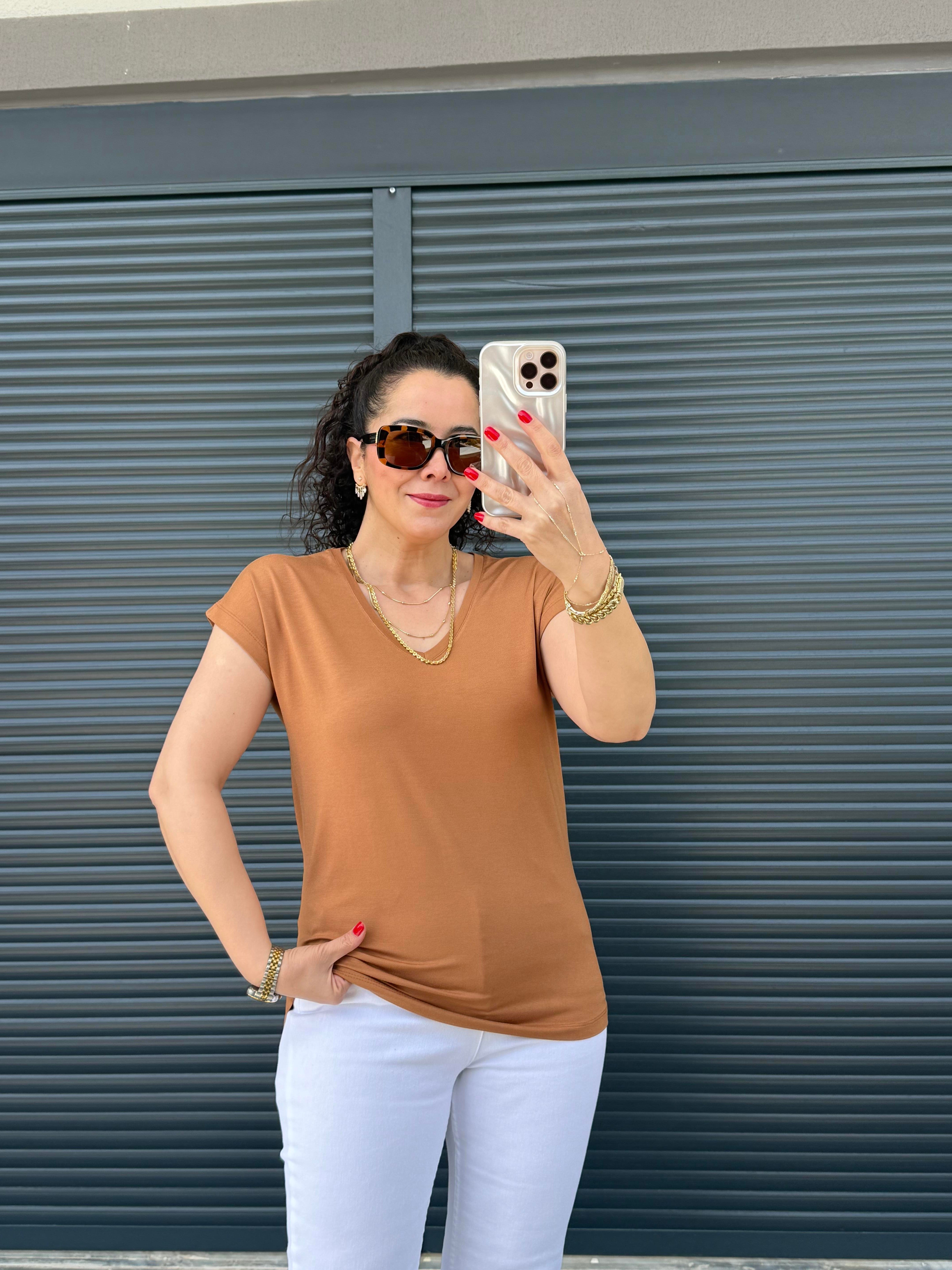 Modal Kumaş  V Yaka T-Shirt Kiremit