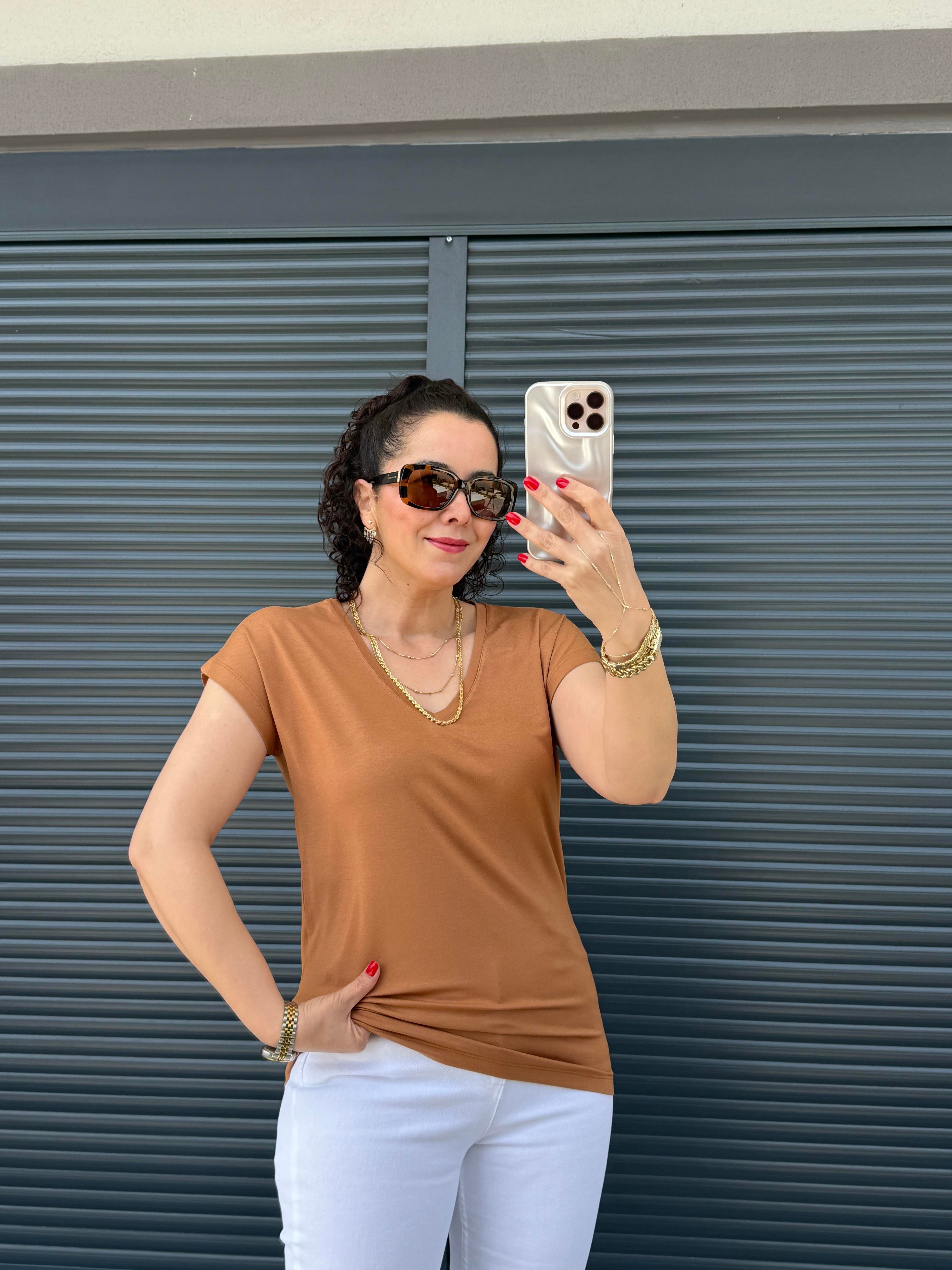 Modal Kumaş  V Yaka T-Shirt Kiremit