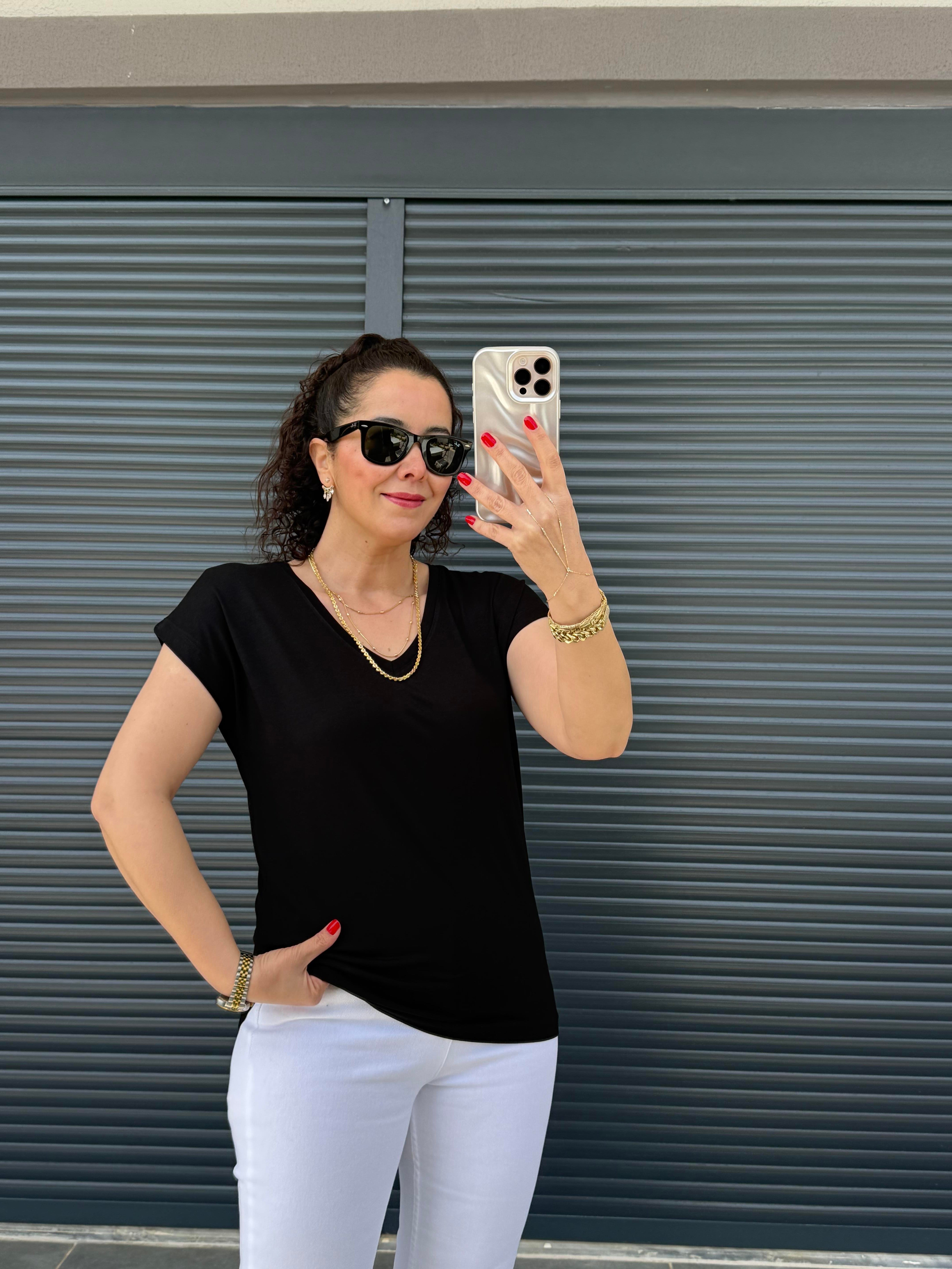 Modal Kumaş  V Yaka T-Shirt Siyah