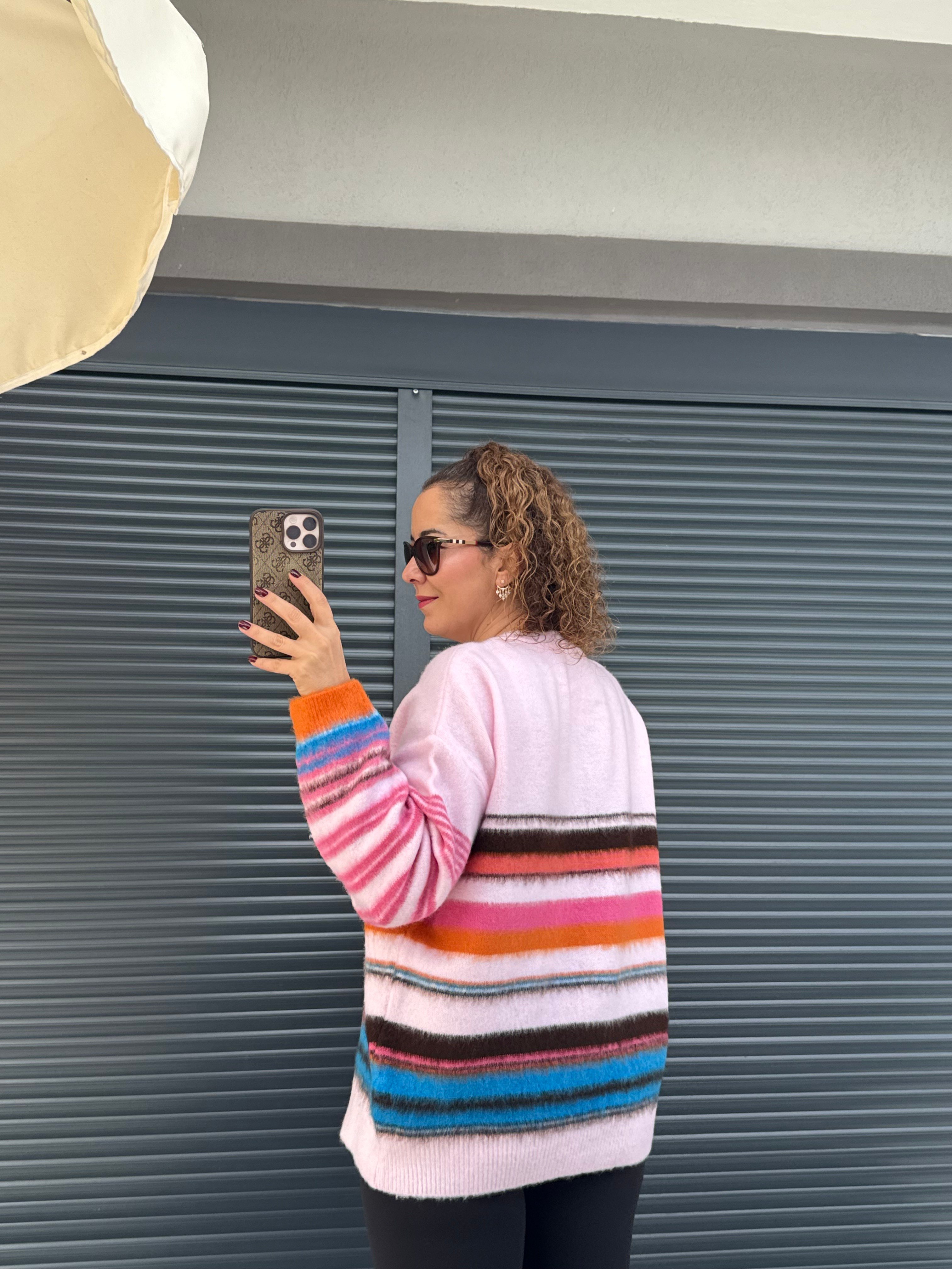 Pembe Çizgili Yumoş Hırka 