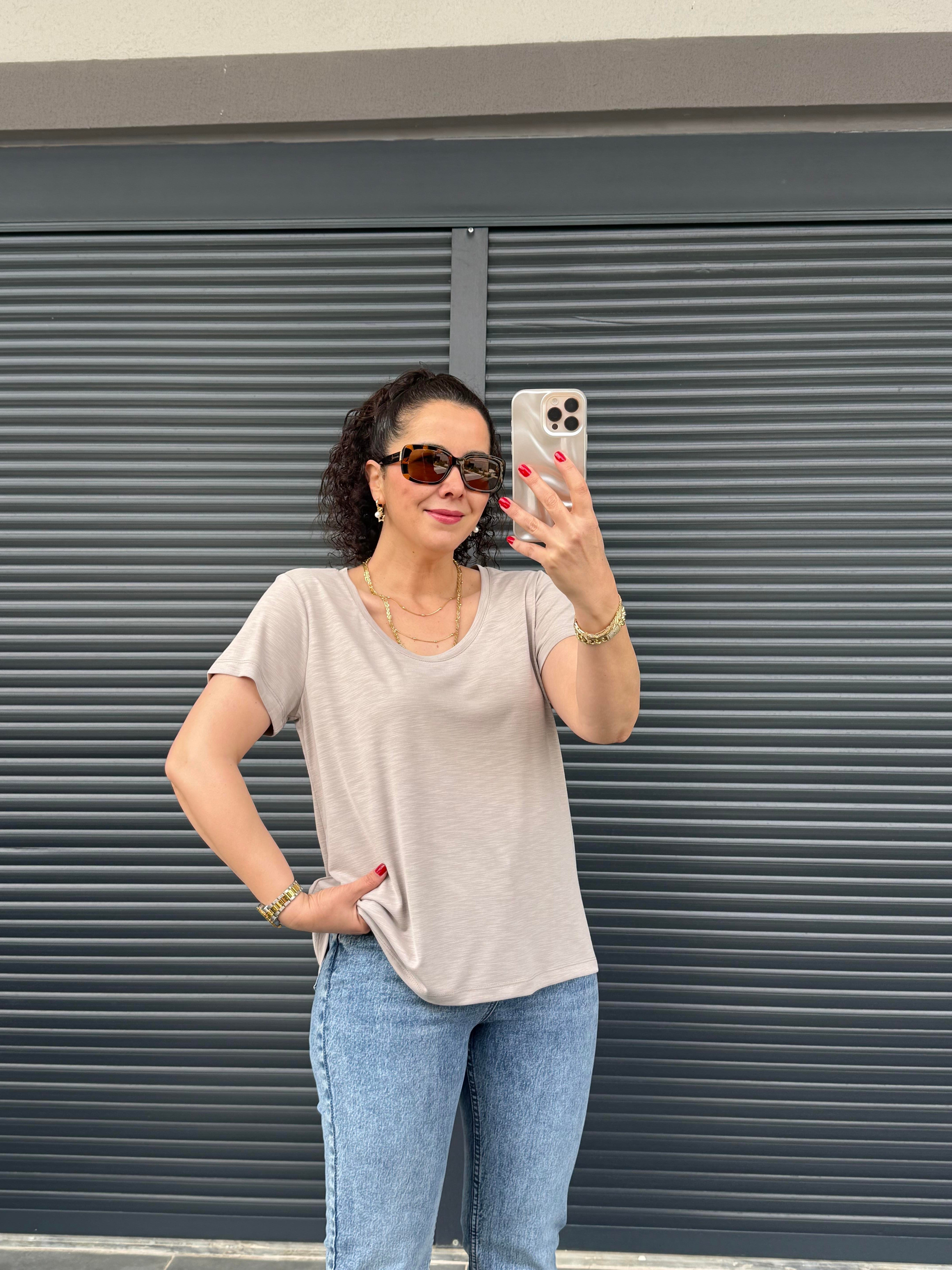 Premiım Bisiklet Yaka Basic T-shirt Bej