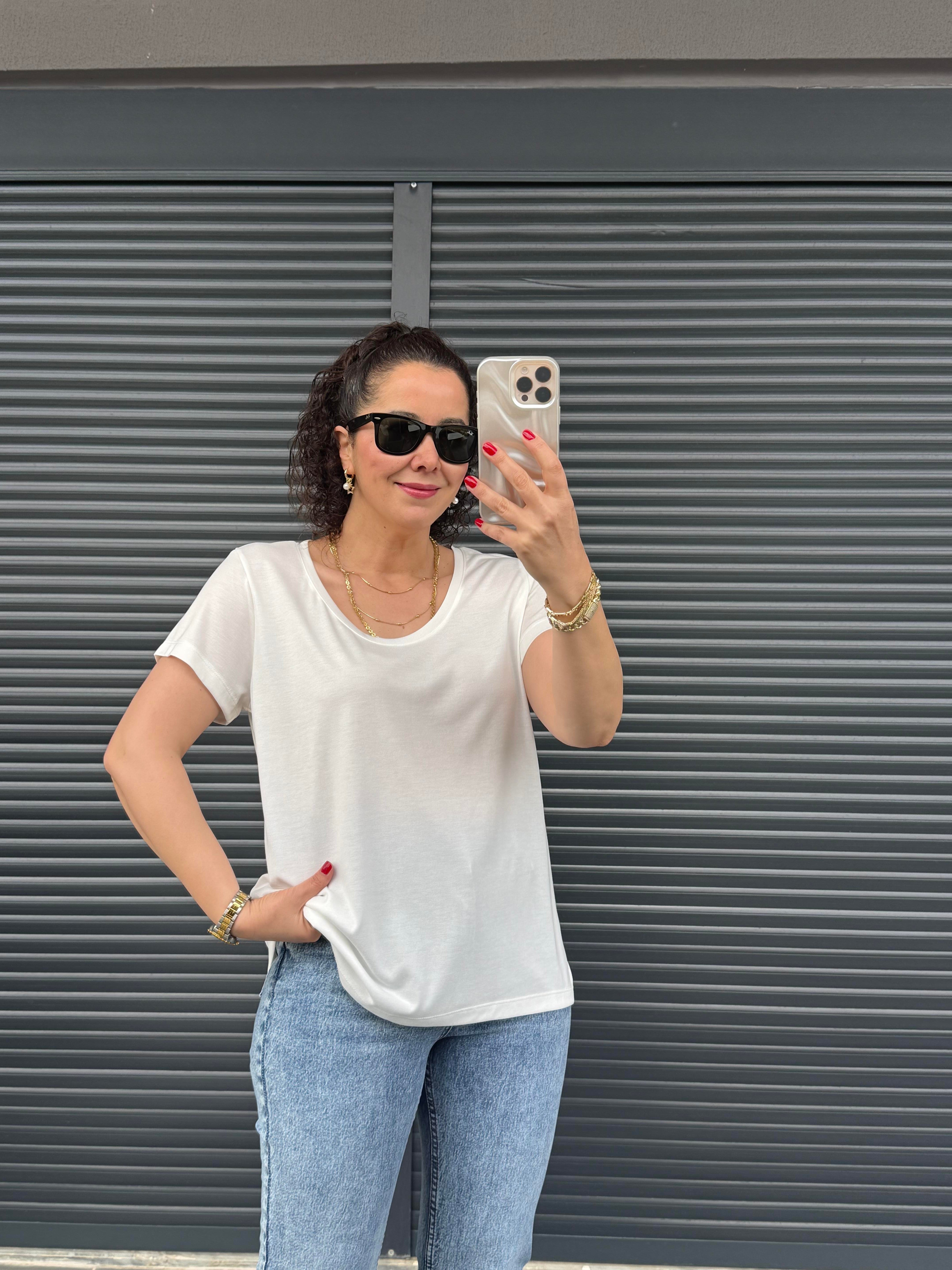 Premiım Bisiklet Yaka Basic T-shirt Ekru
