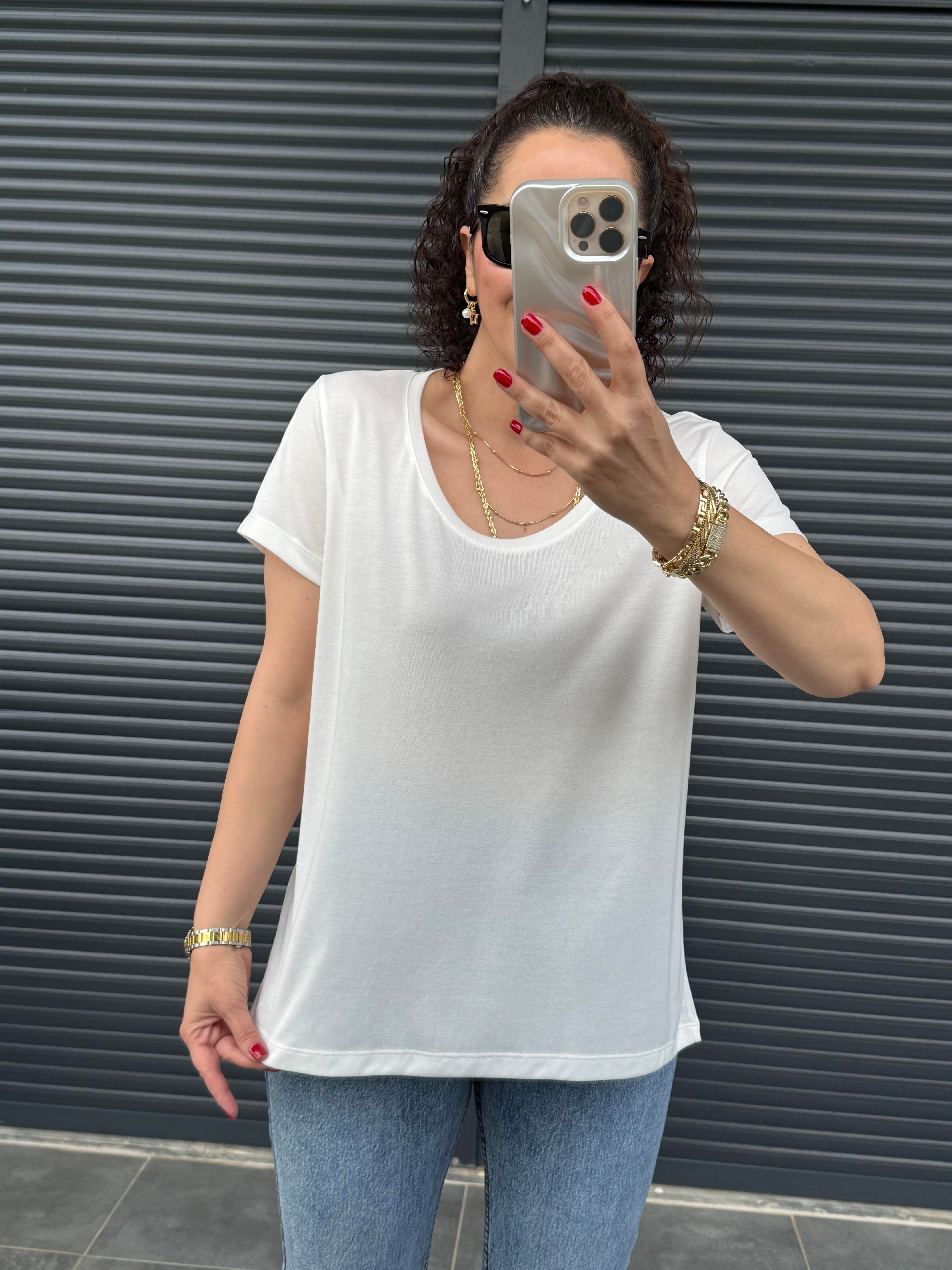 Premiım Bisiklet Yaka Basic T-shirt Ekru