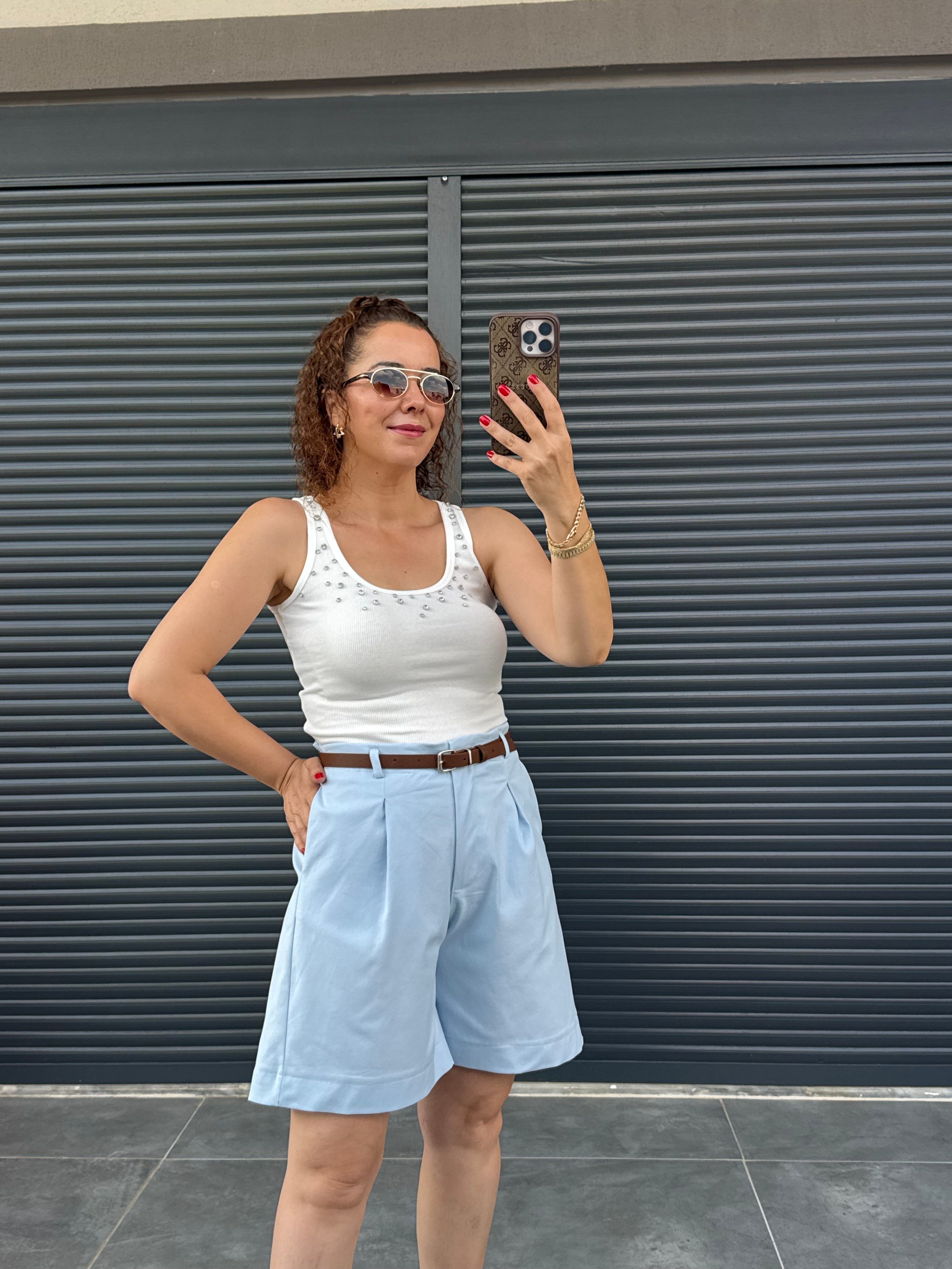 Premium Kemerli Arka Beli Lastikli Şort Bebe Mavi