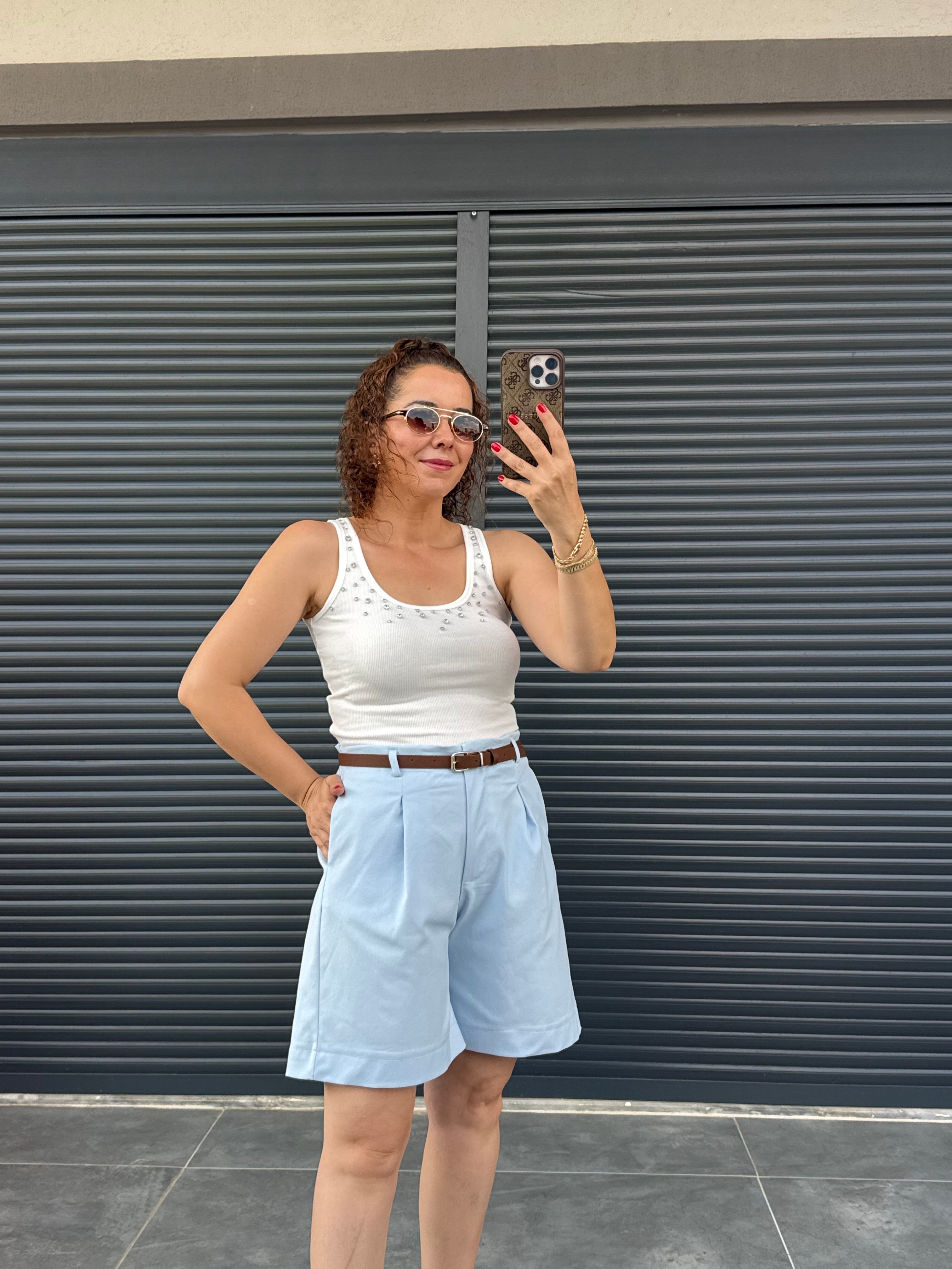 Premium Kemerli Arka Beli Lastikli Şort Bebe Mavi