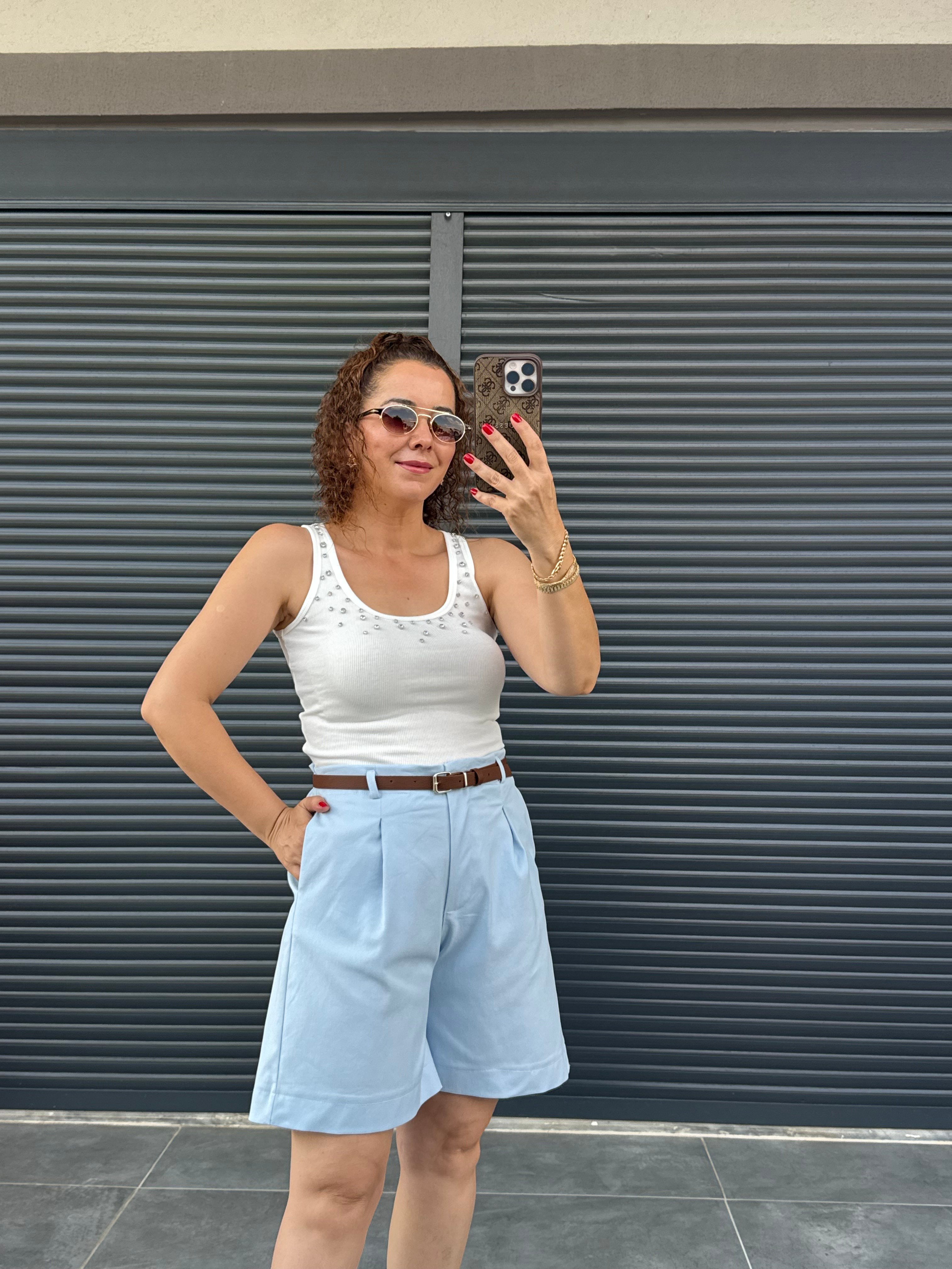 Premium Kemerli Arka Beli Lastikli Şort Bebe Mavi