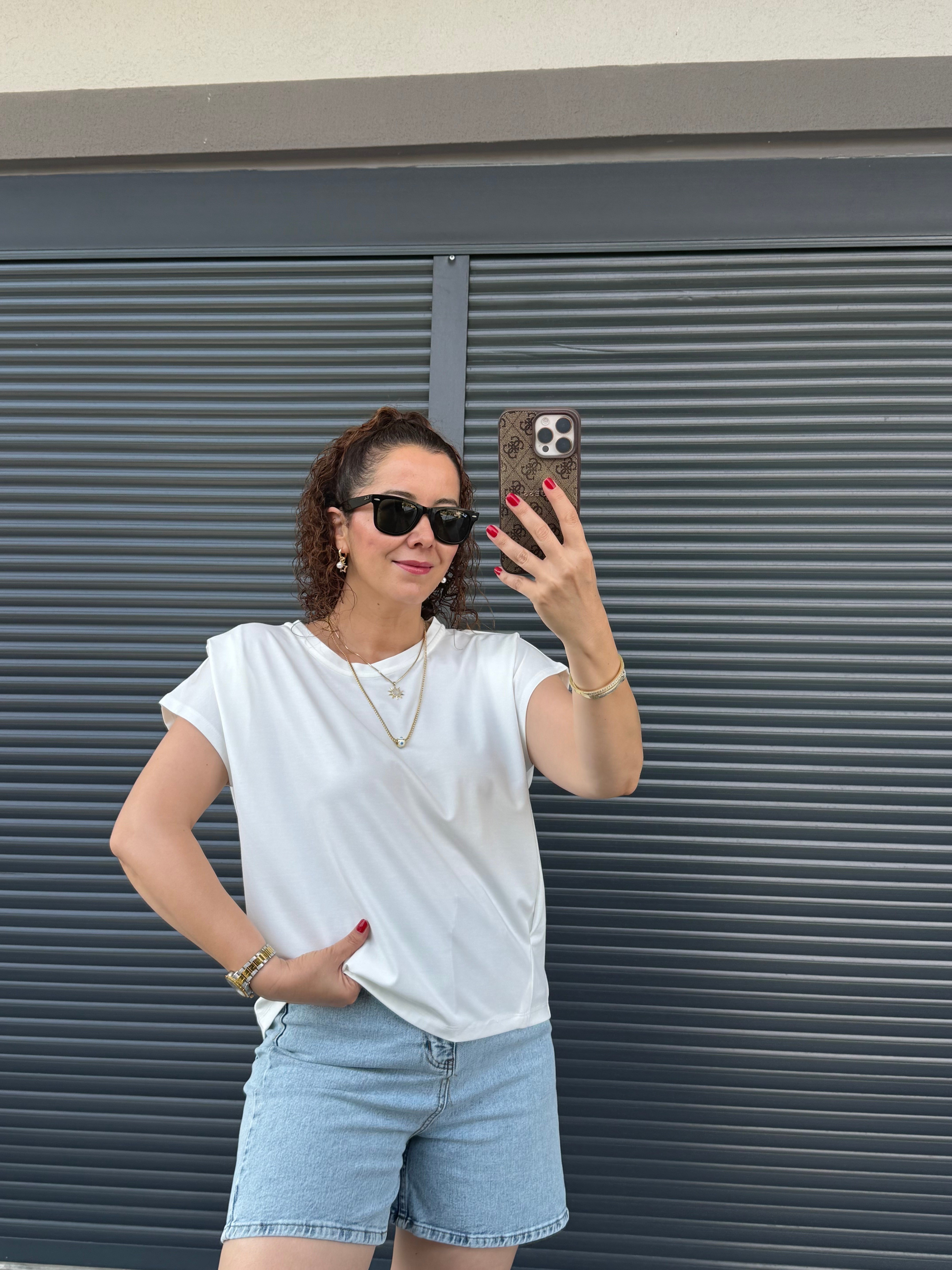 Premium Omuz Detaylı Tasarım T-shirt Ekru