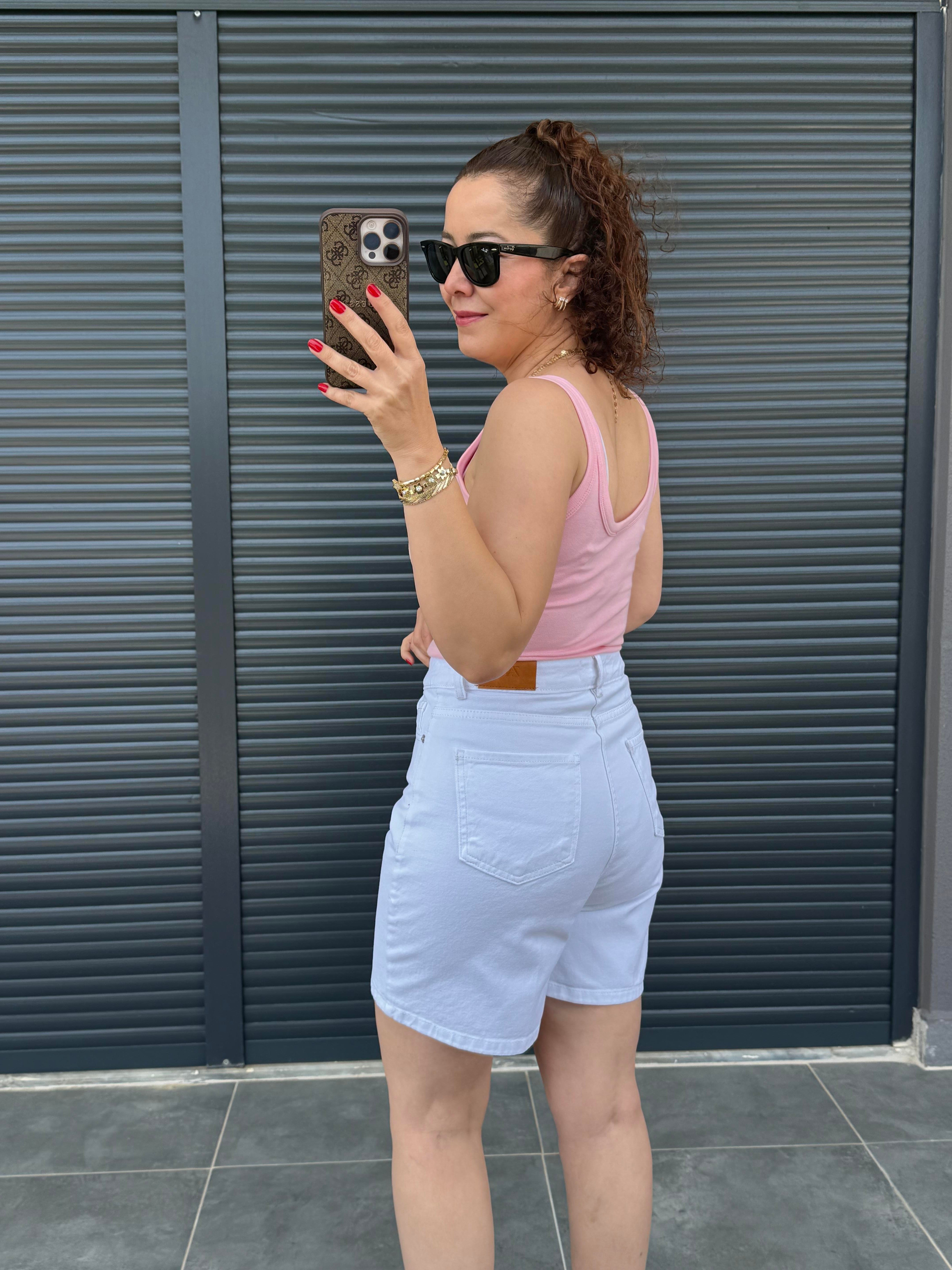 Şehir Boy Mom Kot Şort  Beyaz