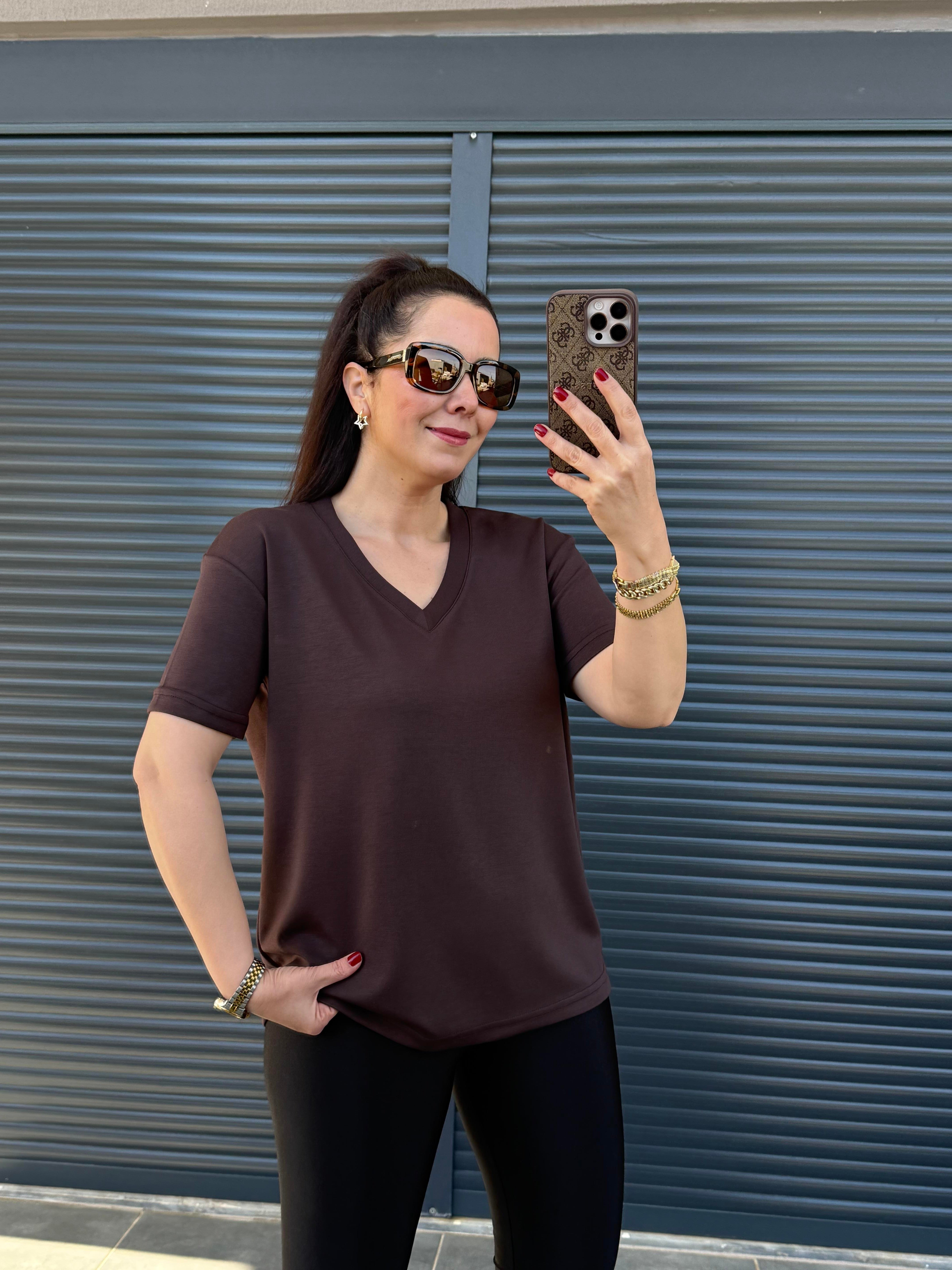 V Yaka Modal Kumaş T-shirt Acı Kahve 