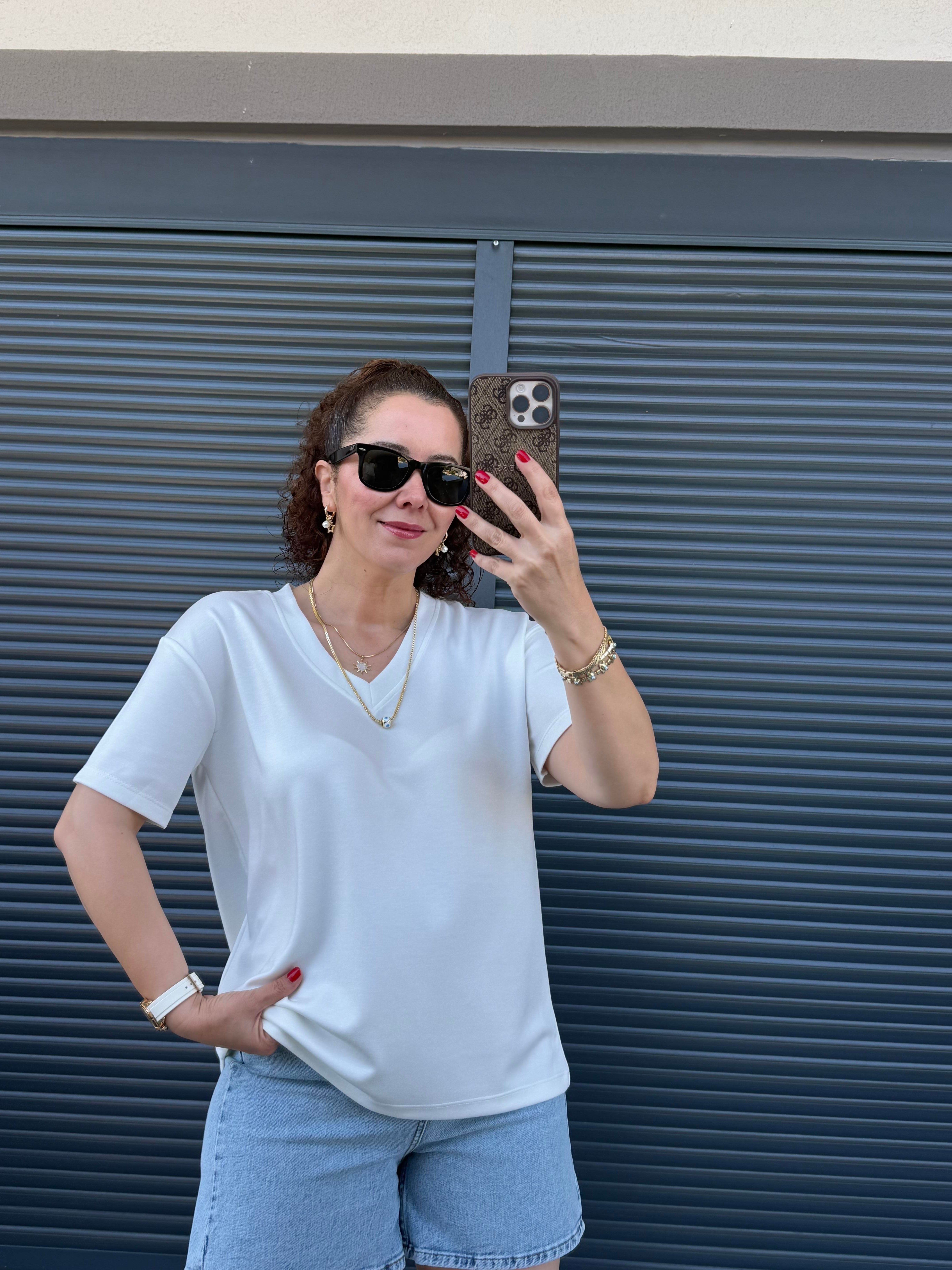 V Yaka Modal Kumaş T-shirt Beyaz 