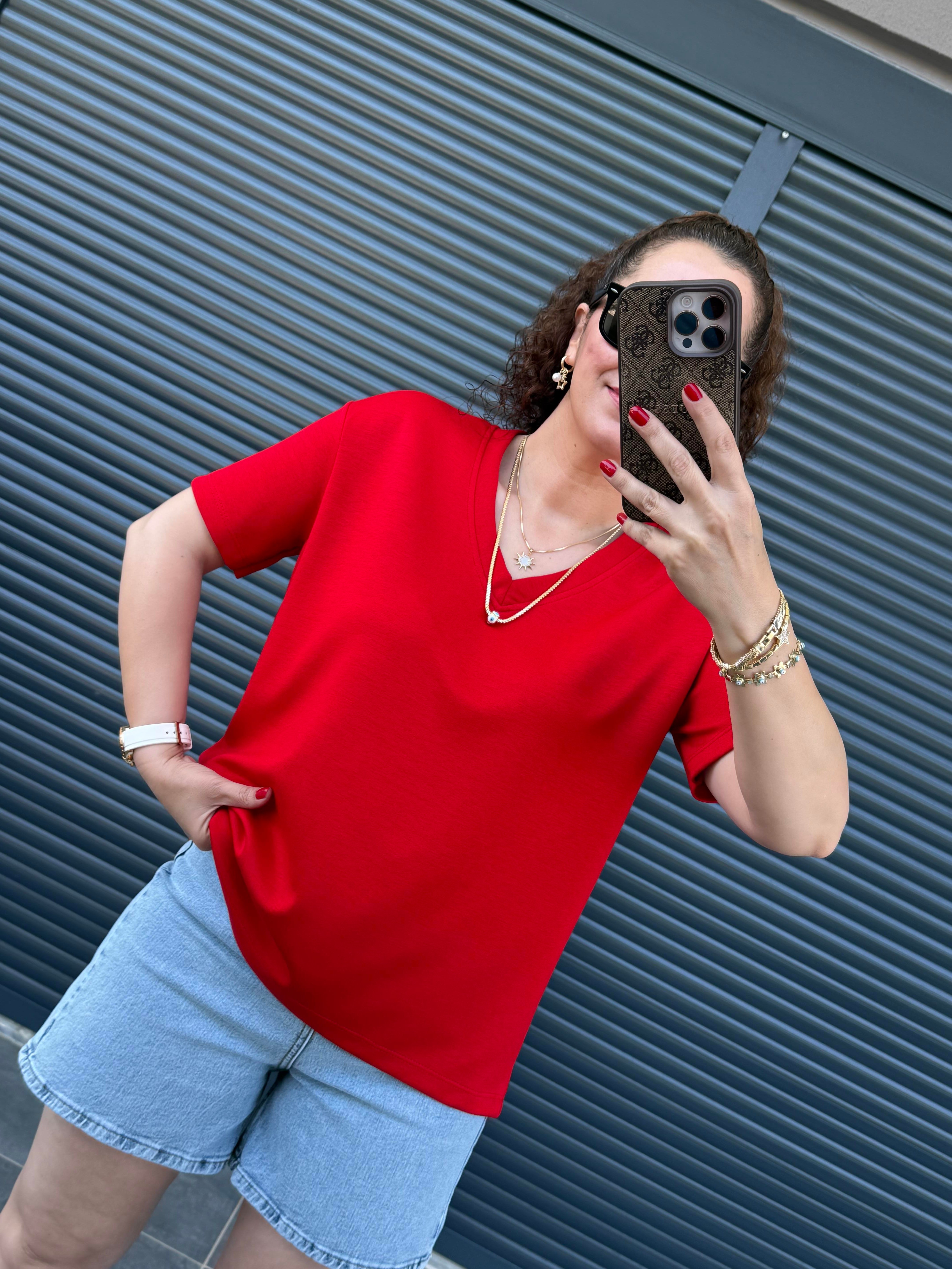 V Yaka Modal Kumaş T-shirt Kırmızı 