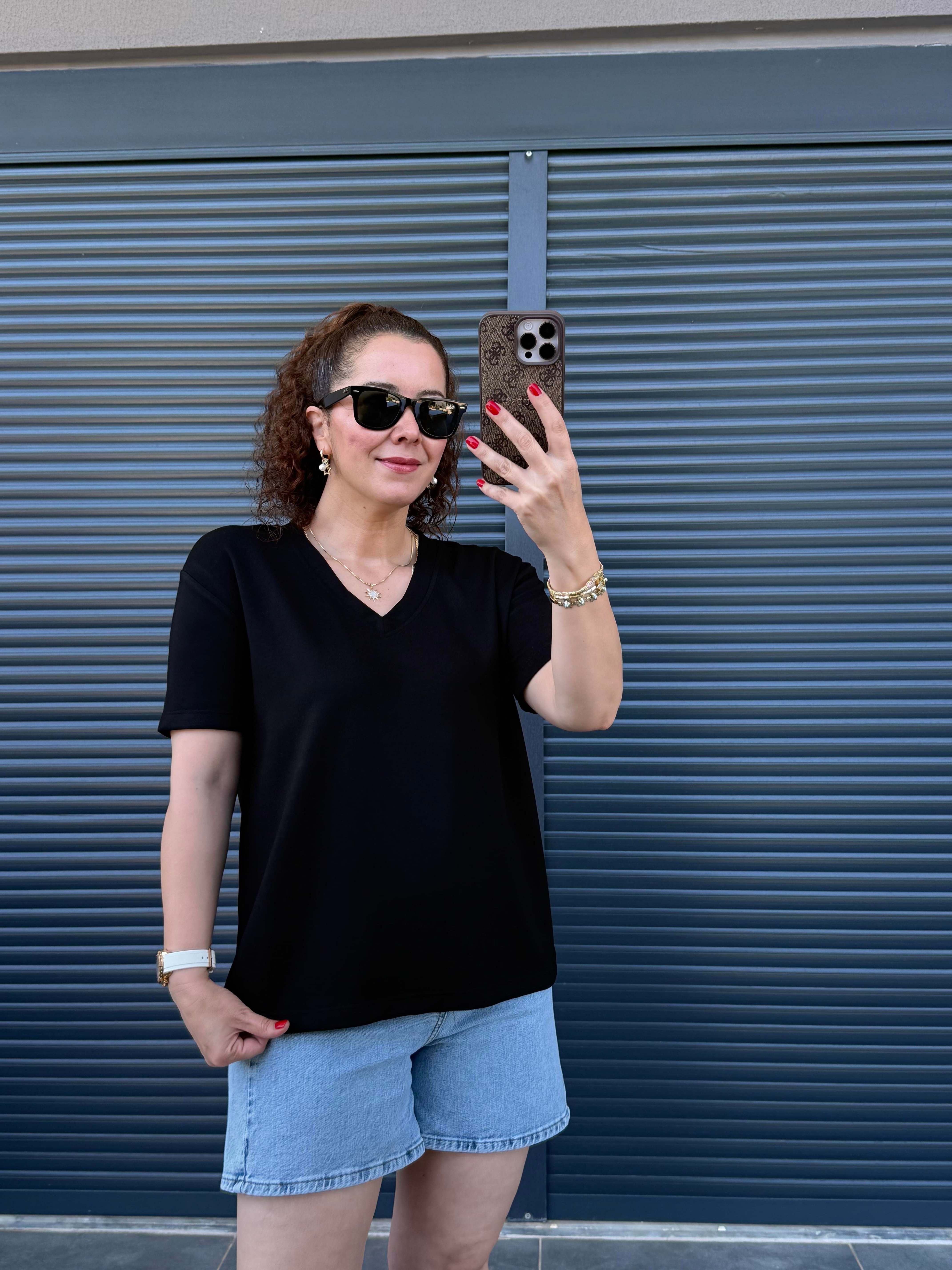 V Yaka Modal Kumaş T-shirt Siyah