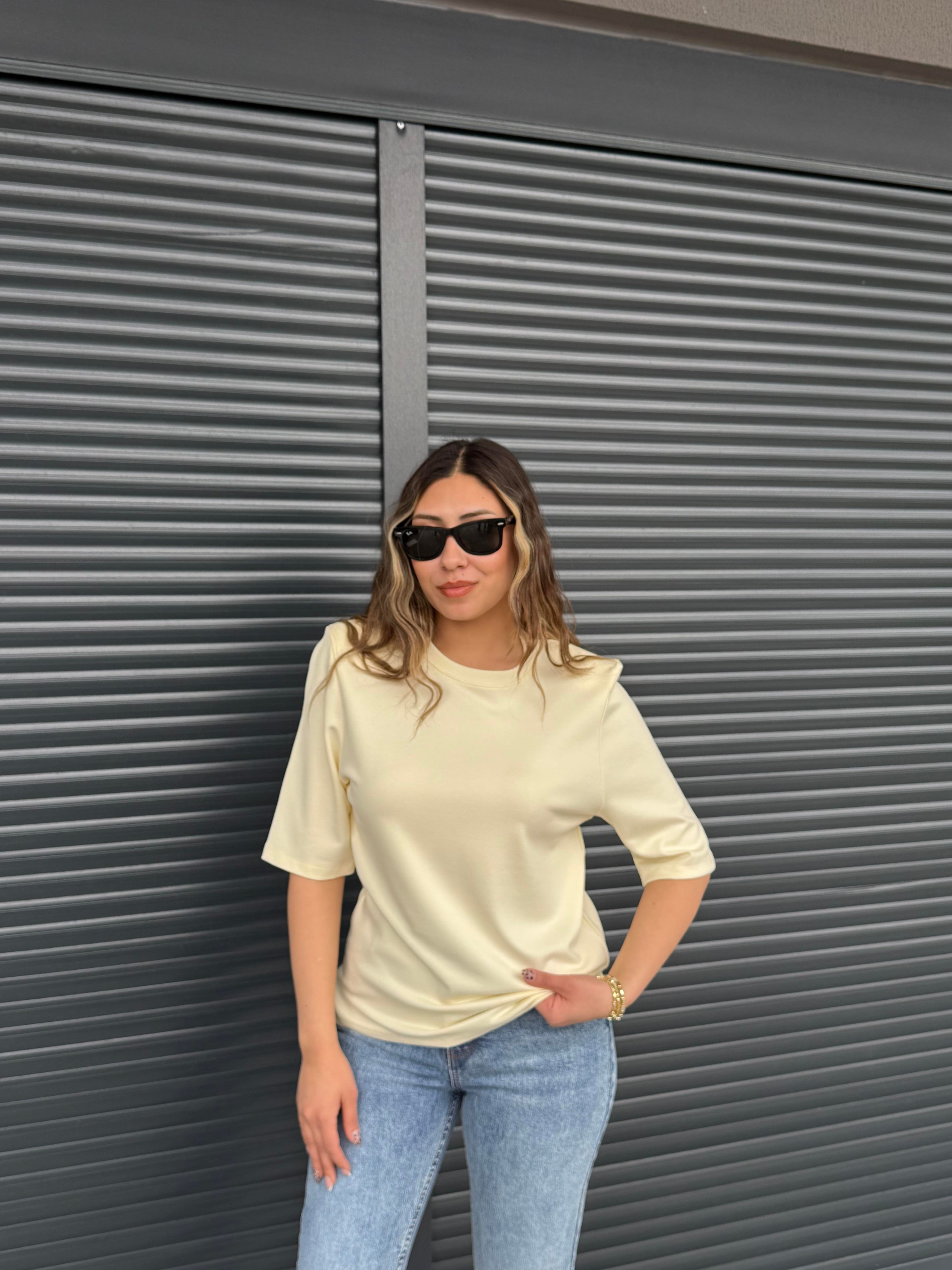 Vatkalı Basic T-shirt  Açık Sarı