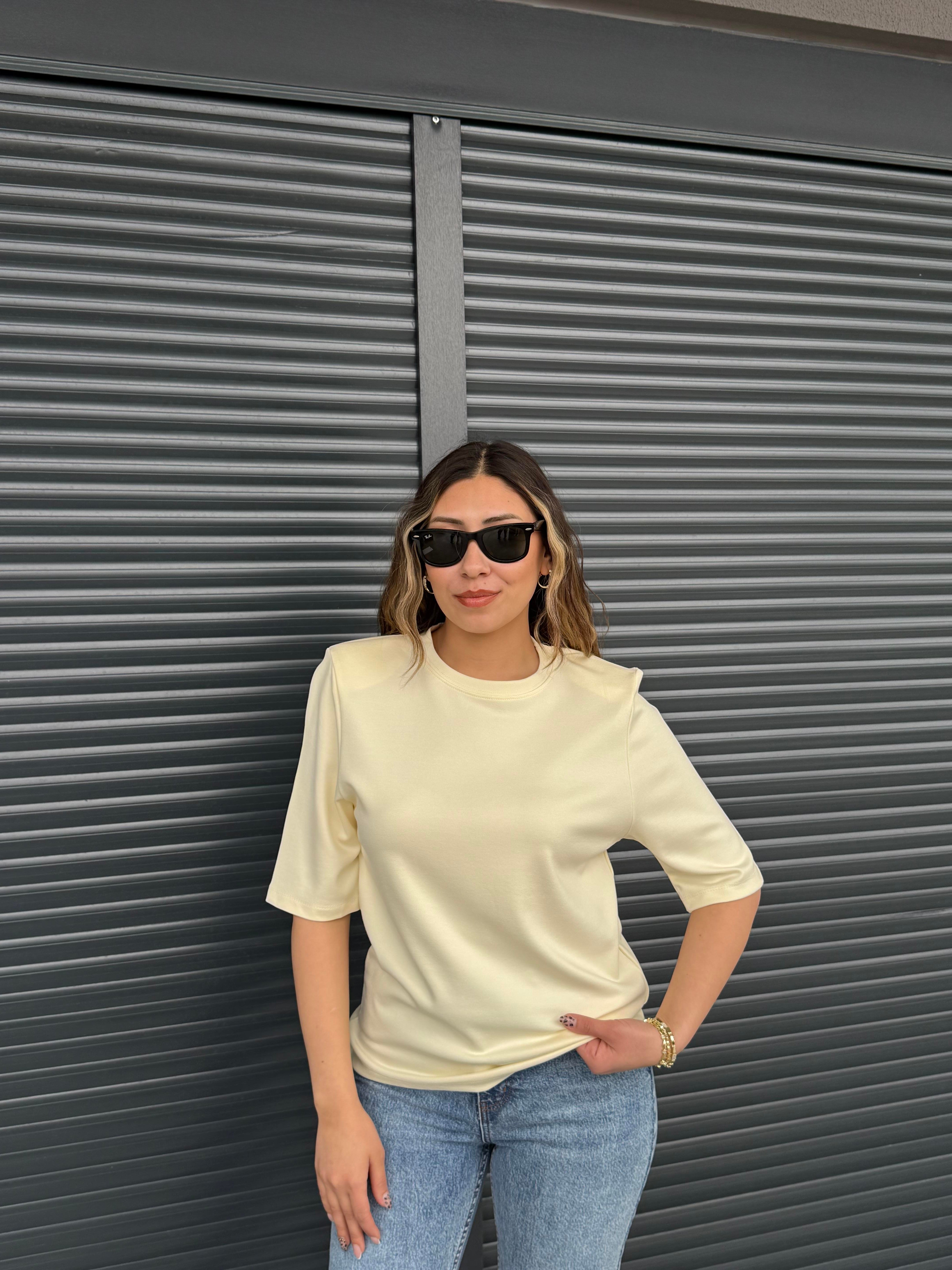Vatkalı Basic T-shirt  Açık Sarı