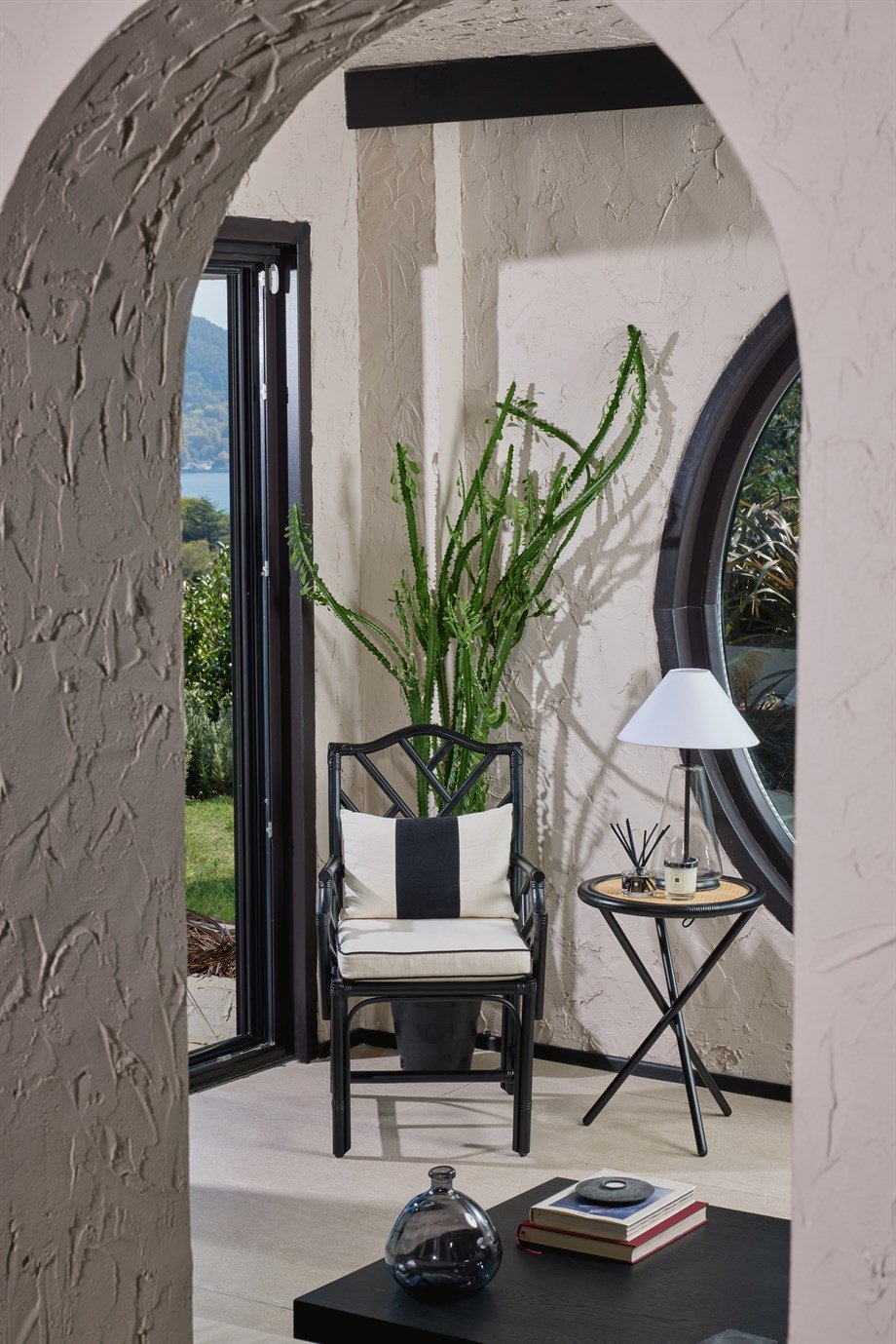 Classy Rattan Berjer
