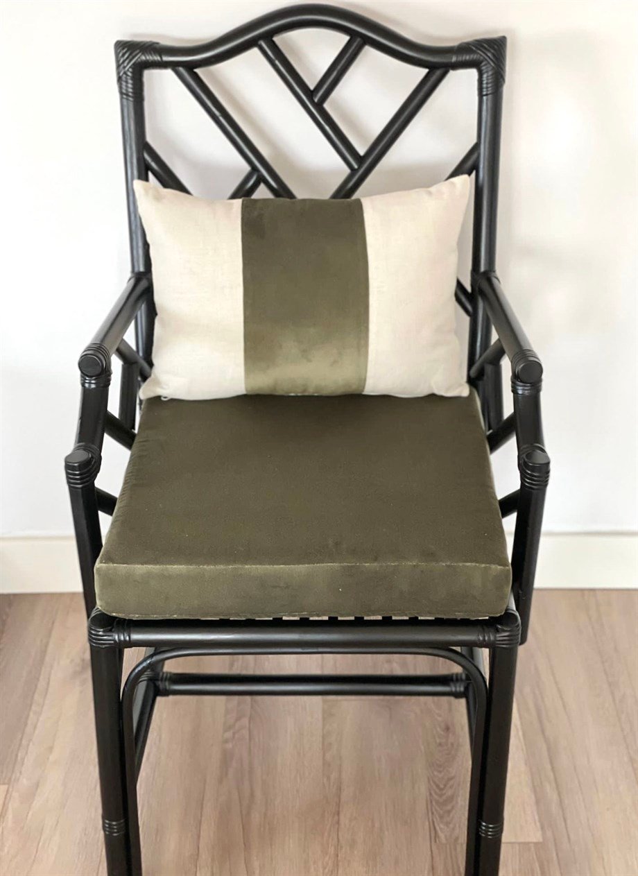 Classy Rattan Berjer