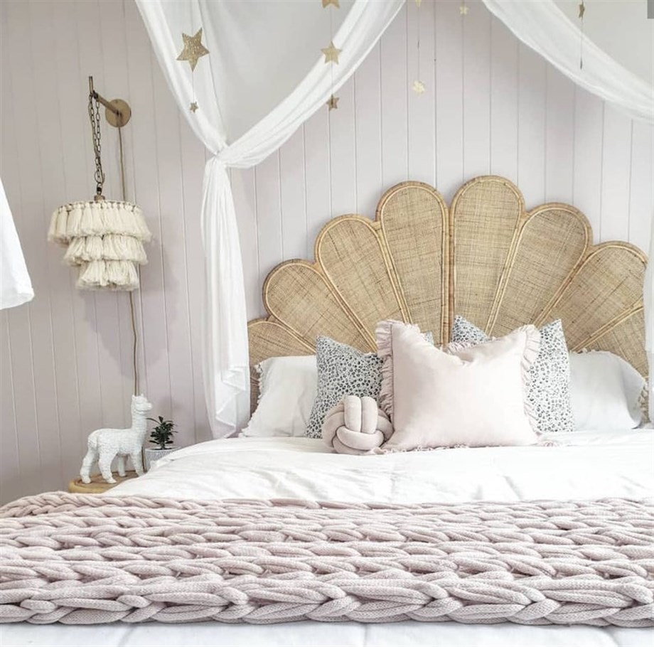 Hasırlı Daisy Rattan Yatakbaşı