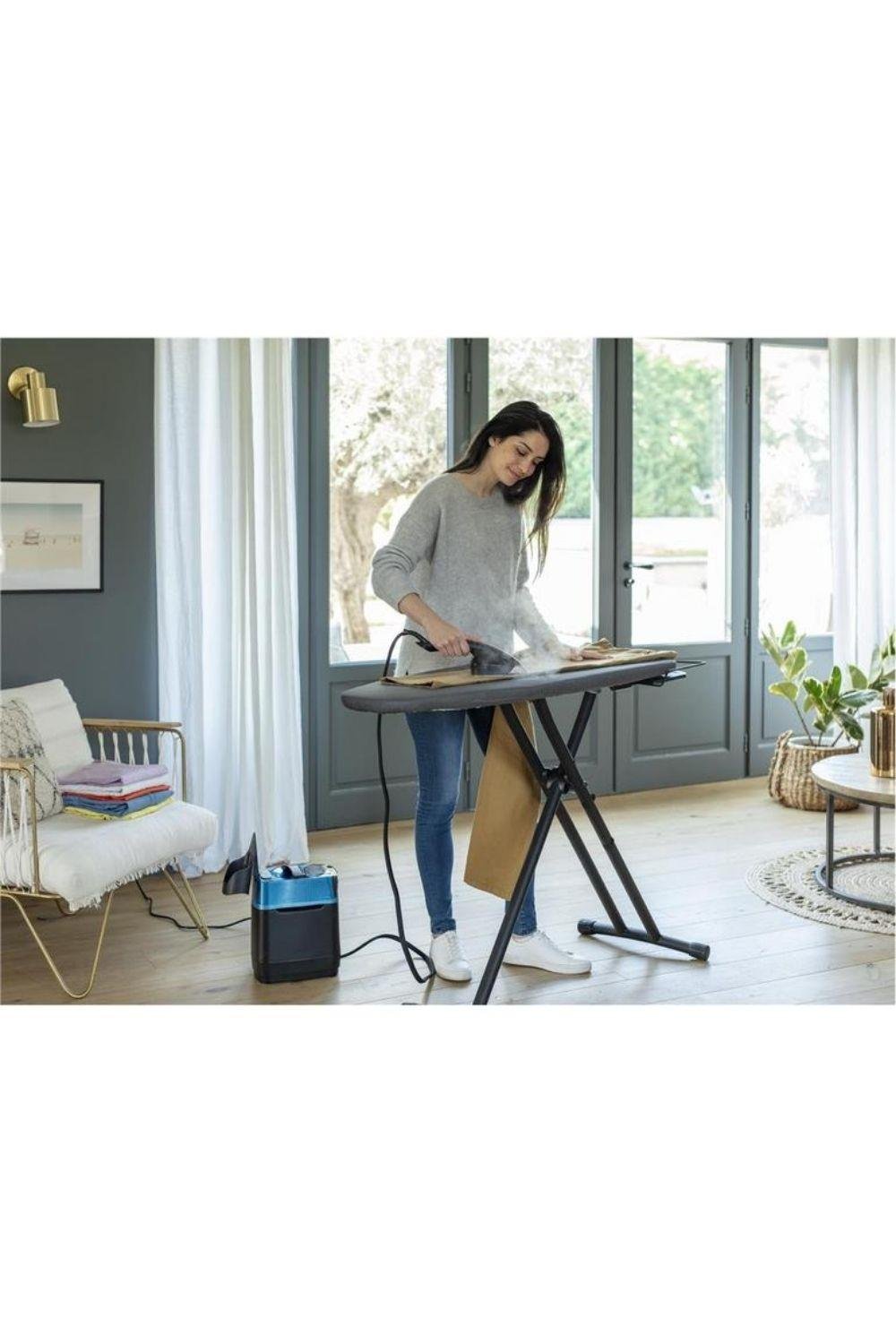 Tefal Cube UT2020 Yüksek Basınçlı Buharlı Ütü (Teşhir & Outlet)