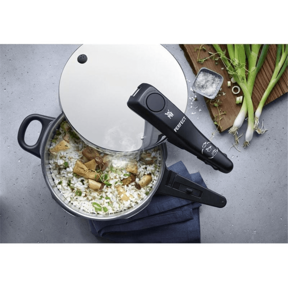 Wmf  Perfect Düdüklü Tencere Seti 4,5+3L (Teşhir & Outlet)