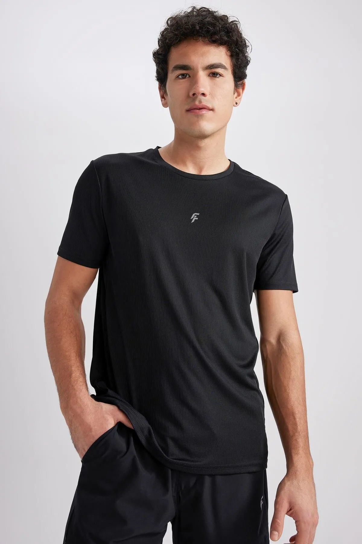 Defacto Erkek T-Shirt X6142Az Black24YX6142AZBU-00011DEFACTO