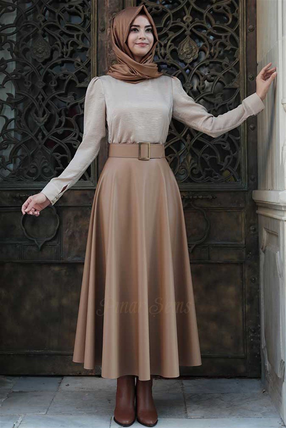 Pınar Şems Deri Verev Etek Krem