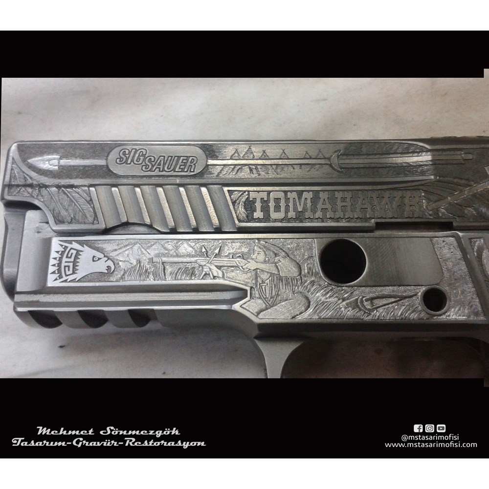 Sig Sauer P226 Gravür // Tomahawk