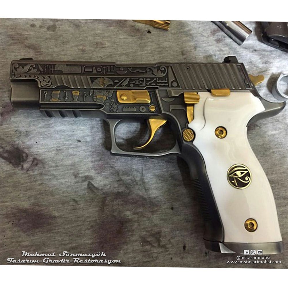 Sig Sauer P226 Gravür // Tutankamon