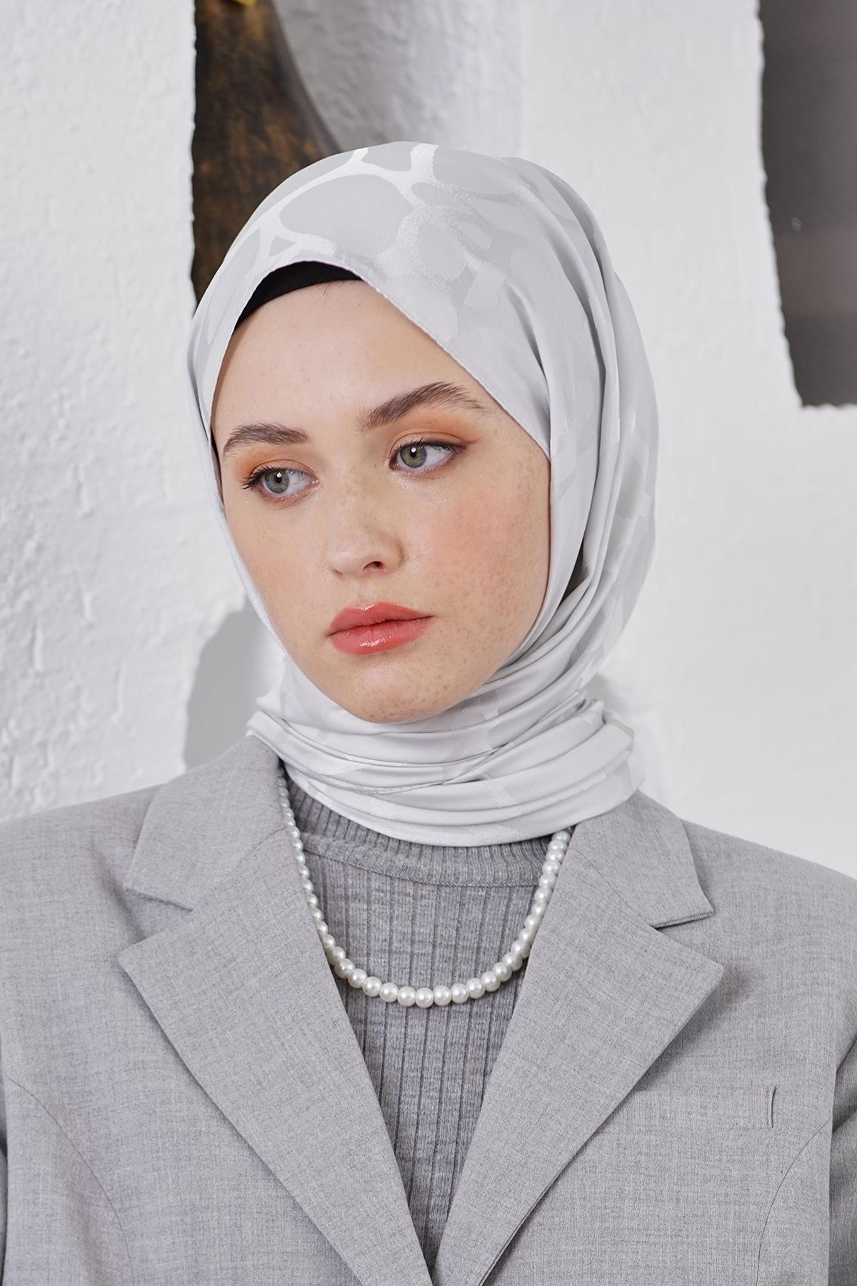 Loryan Scarf Jakar Şal - Stone Floş Jakar Şal 4312 Gümüş Gri