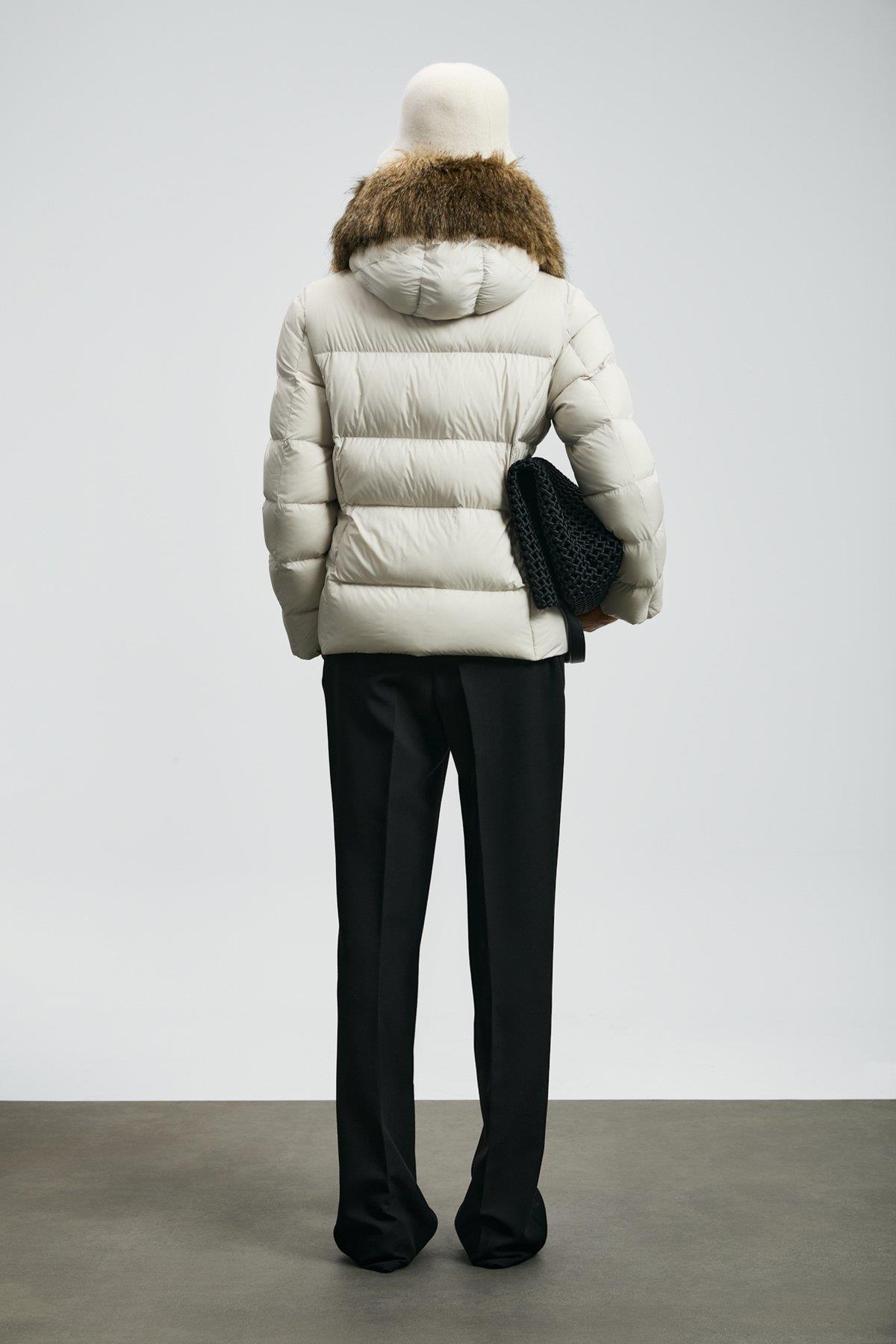 Lufian Klemantın Kaz Tüyü Kadın Mont Ekru