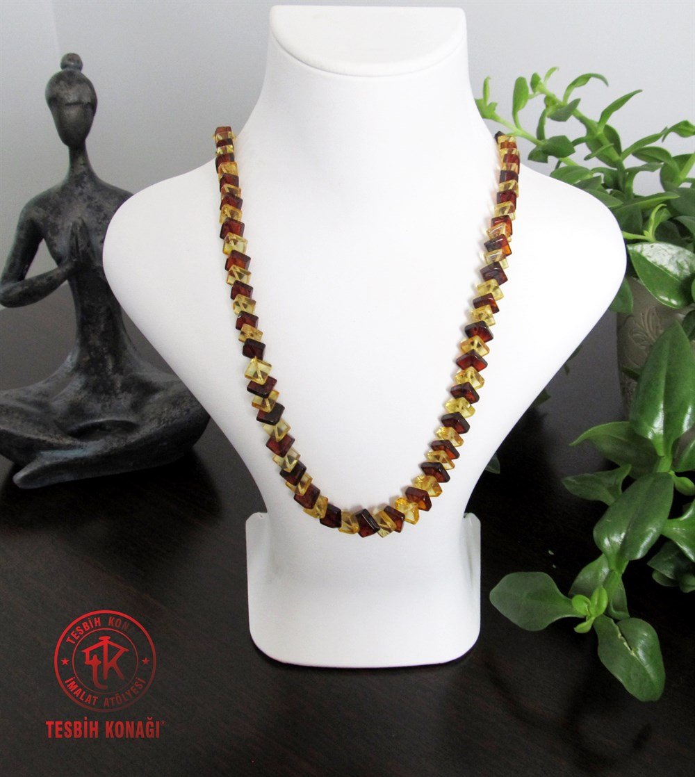 Damla Kehribar Kolye