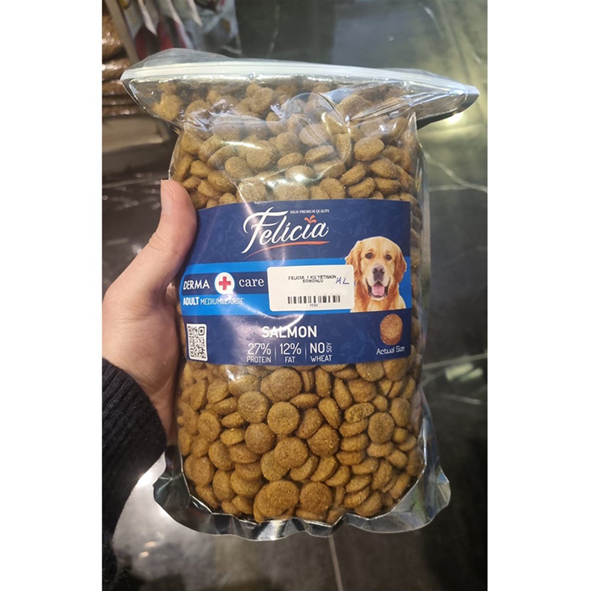 AÇIK FELİCİA 1 KG YETİŞKİN SOMONLU M/LARGE1233